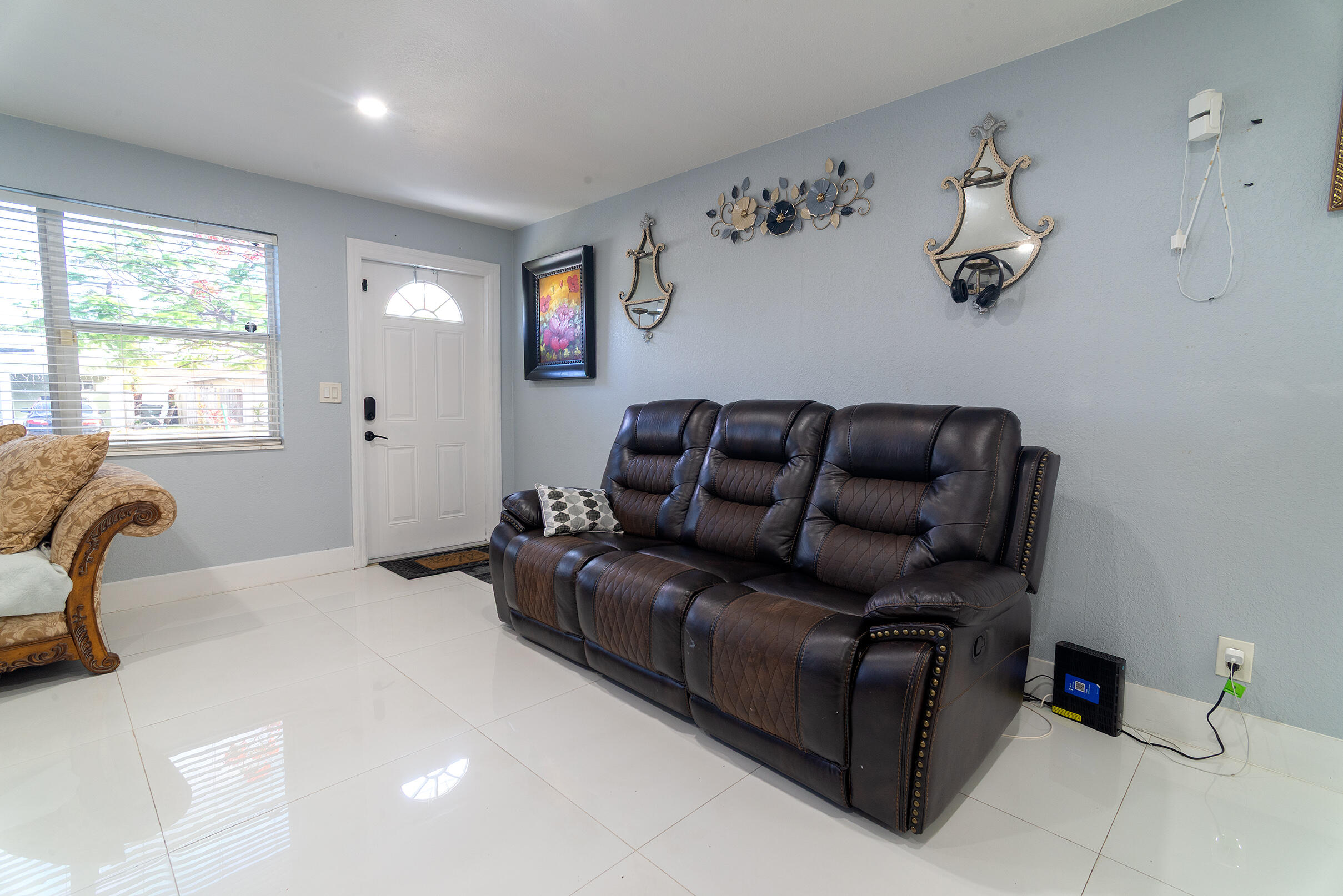 WORTHMORE PARK - Residential