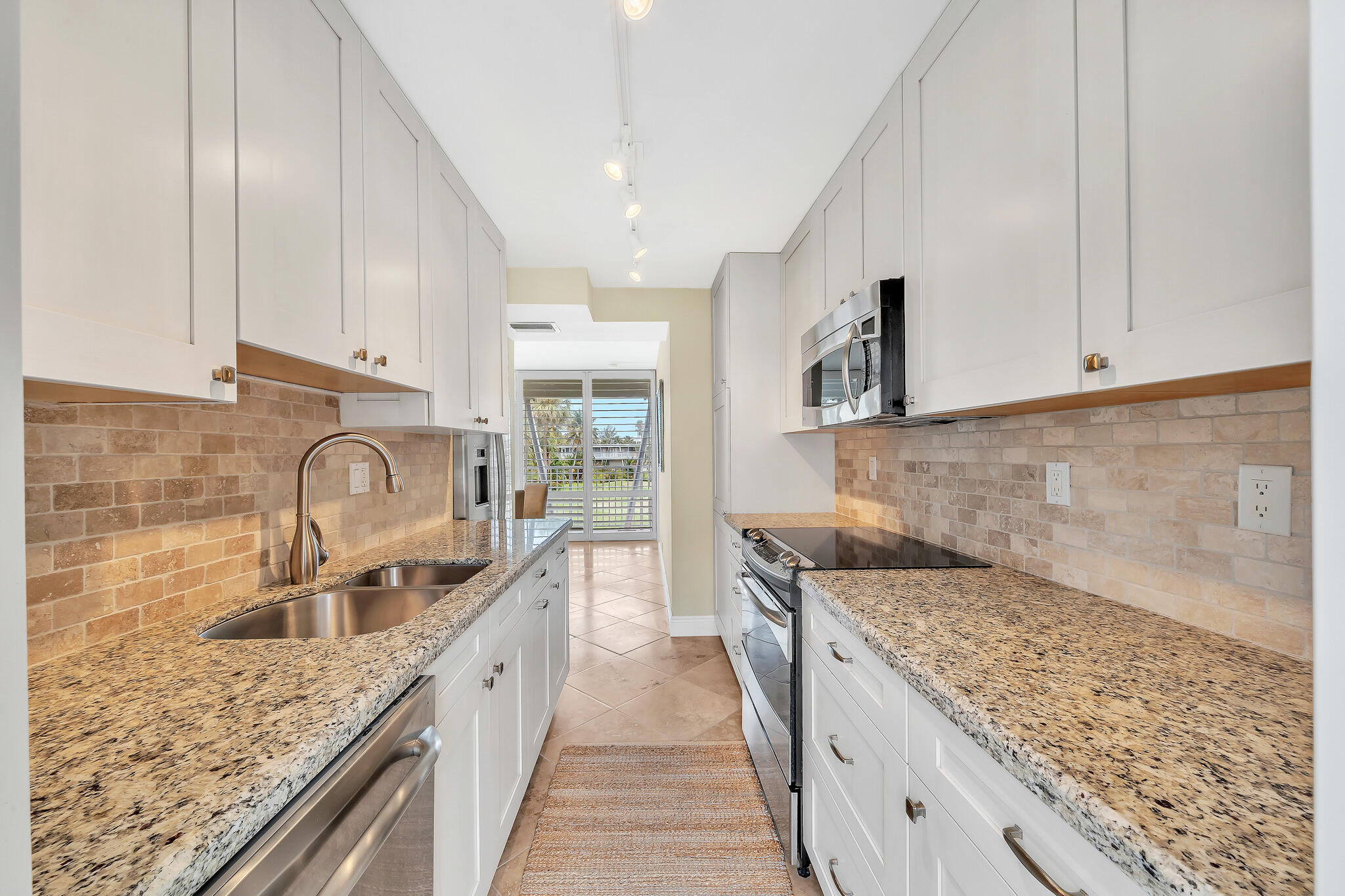 Sea Club of Hillsboro Beach - Residential