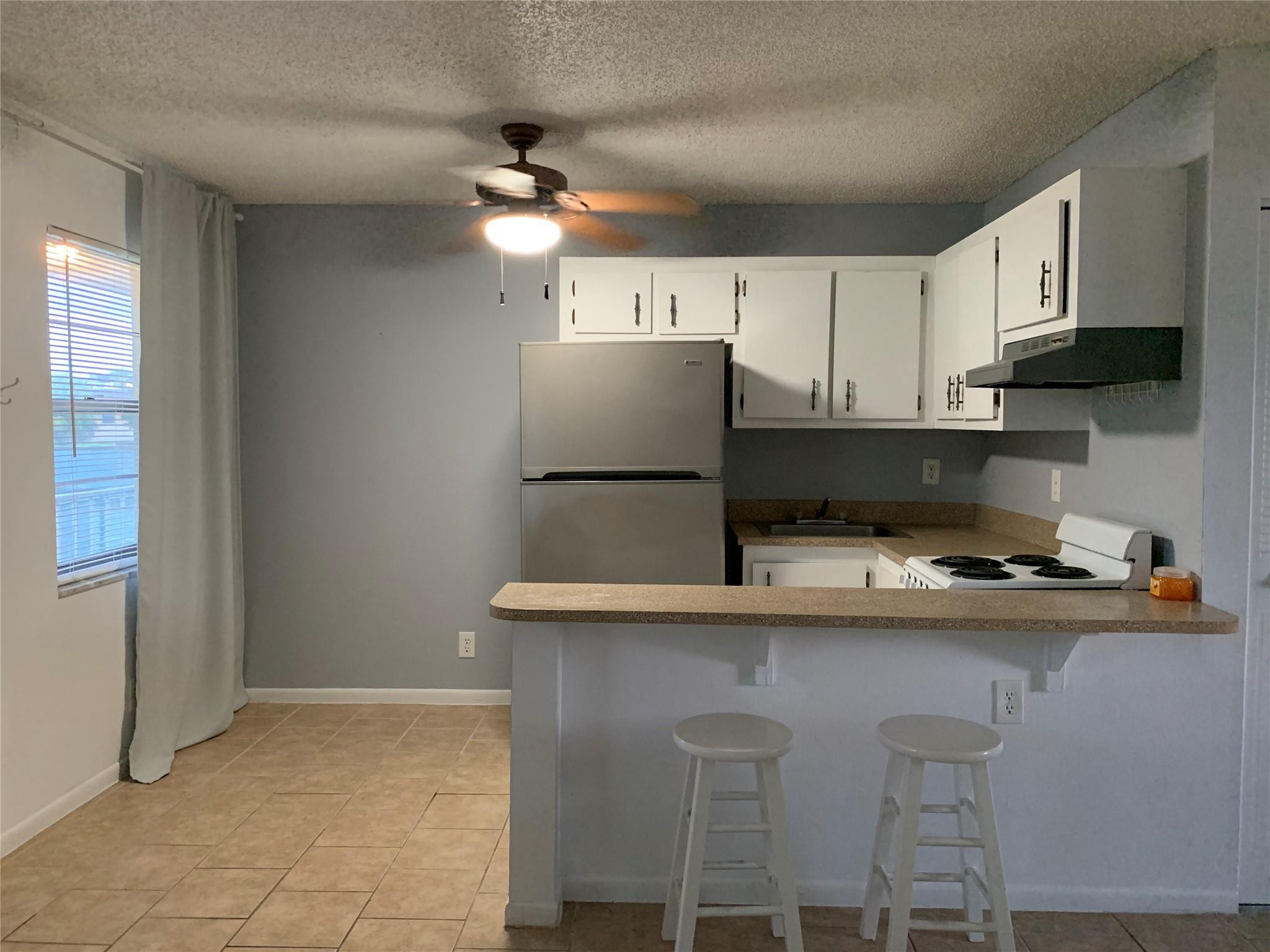 Village Park At Oakland C - Residential Lease