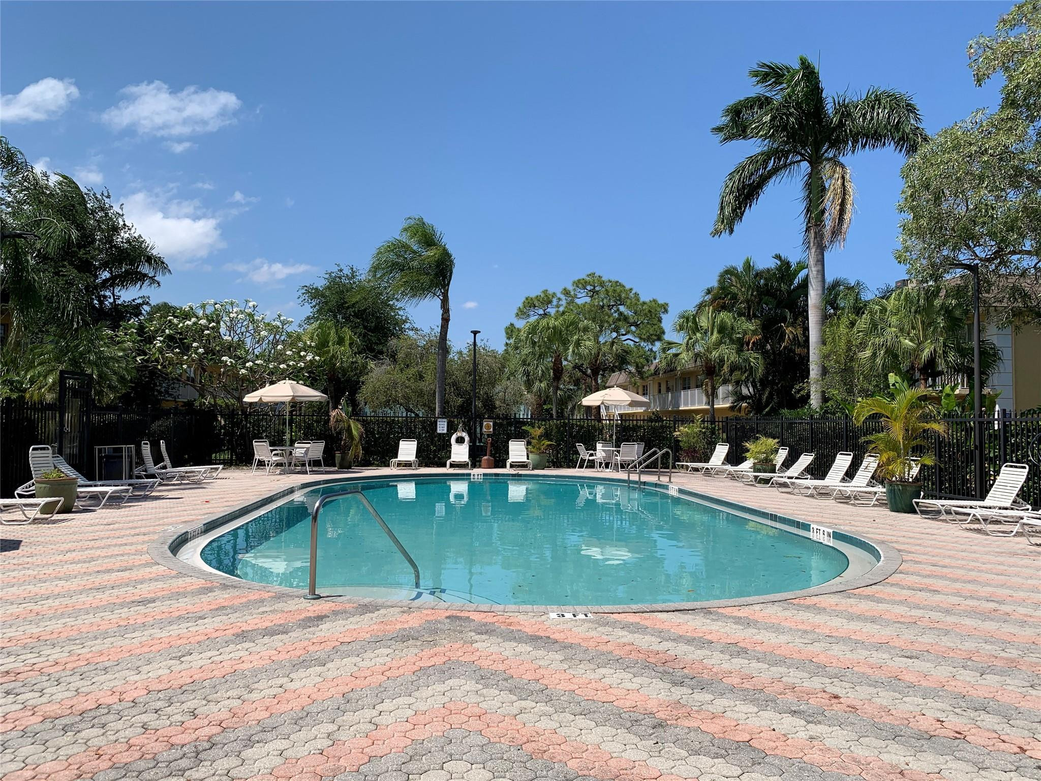 Village Park At Oakland C - Residential Lease