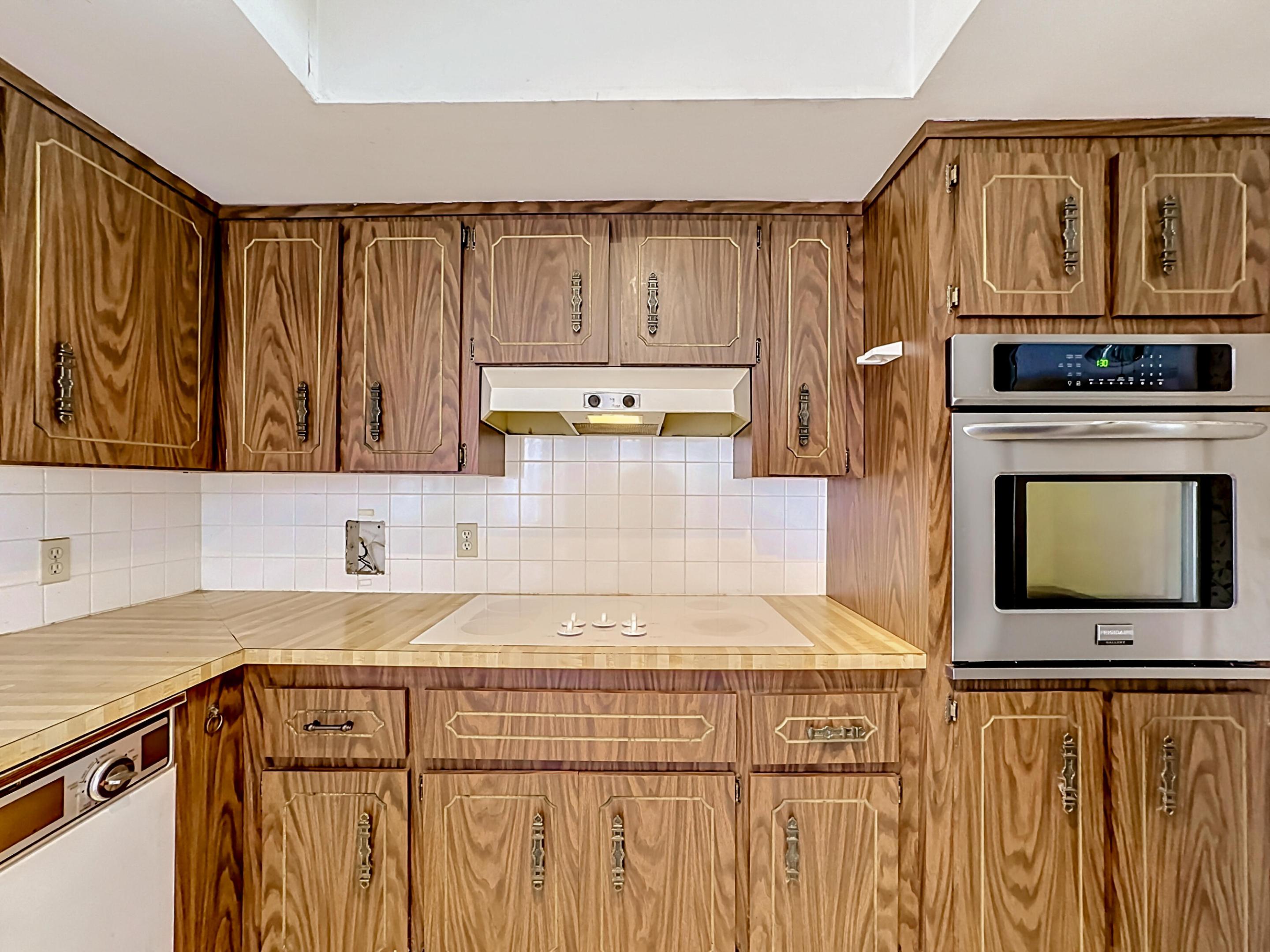 ORANGE BLOSSOM ESTATES - Residential