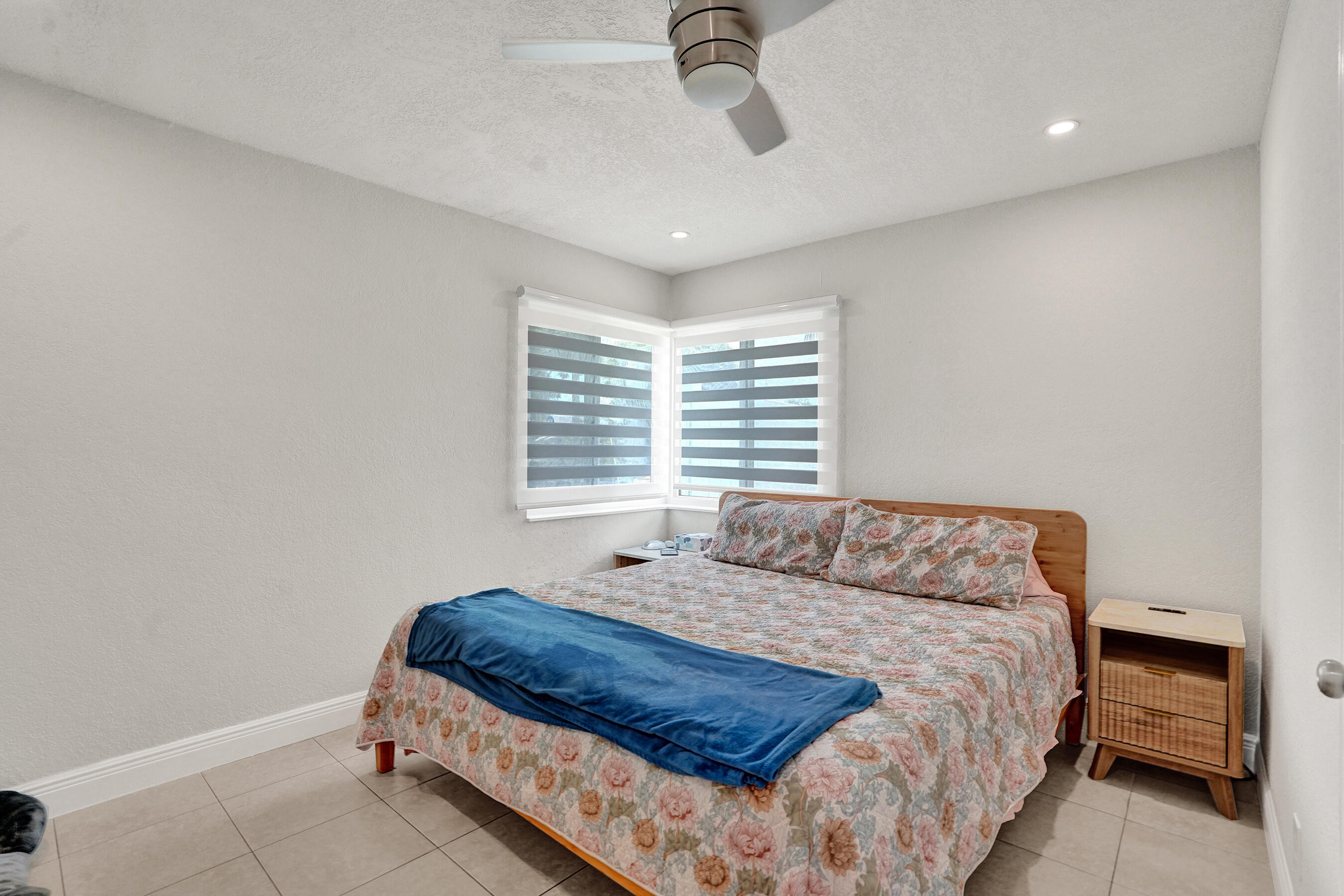 DELRAY BEACH HIGHLANDS SE - Residential