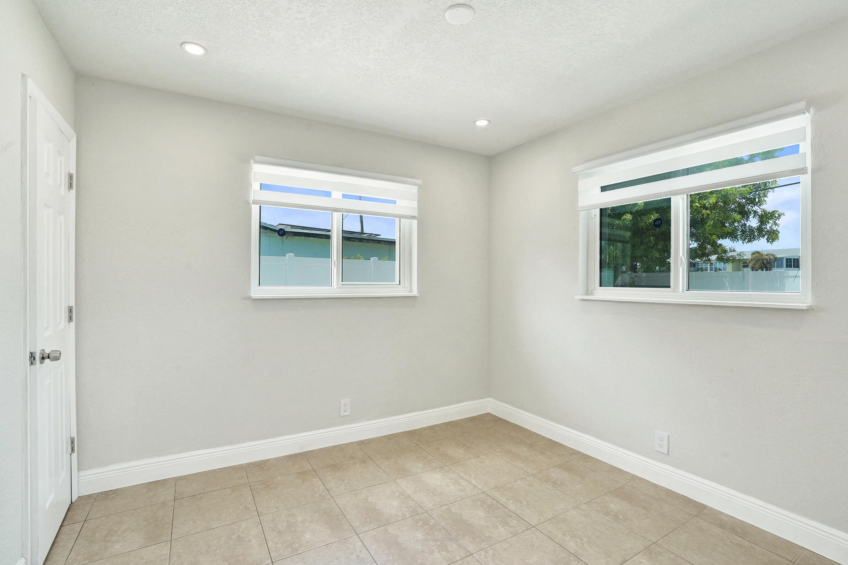 DELRAY BEACH HIGHLANDS SE - Residential