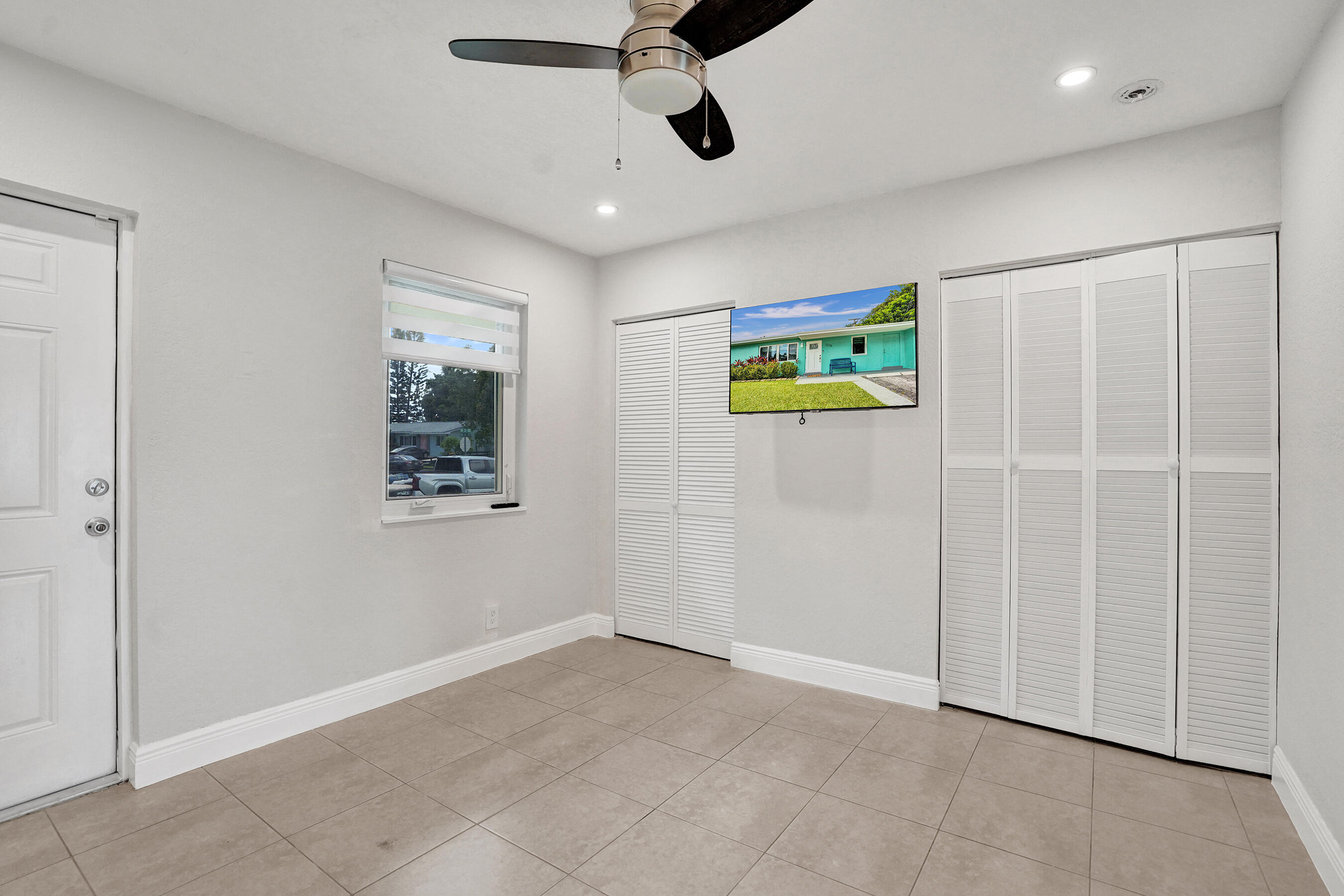DELRAY BEACH HIGHLANDS SE - Residential