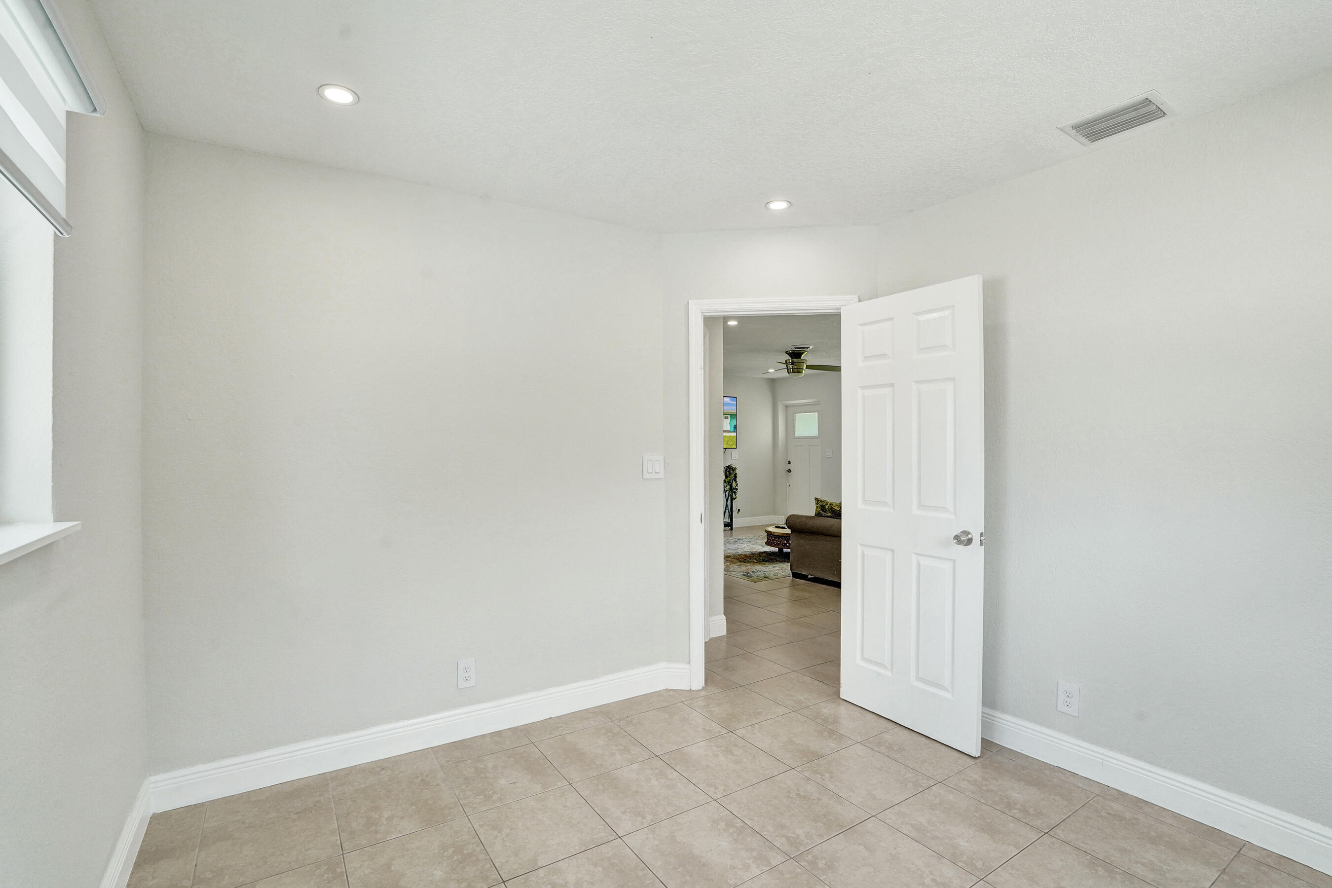 DELRAY BEACH HIGHLANDS SE - Residential