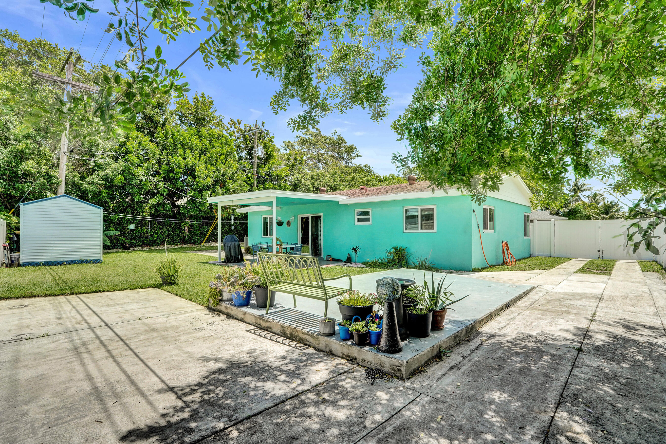 DELRAY BEACH HIGHLANDS SE - Residential
