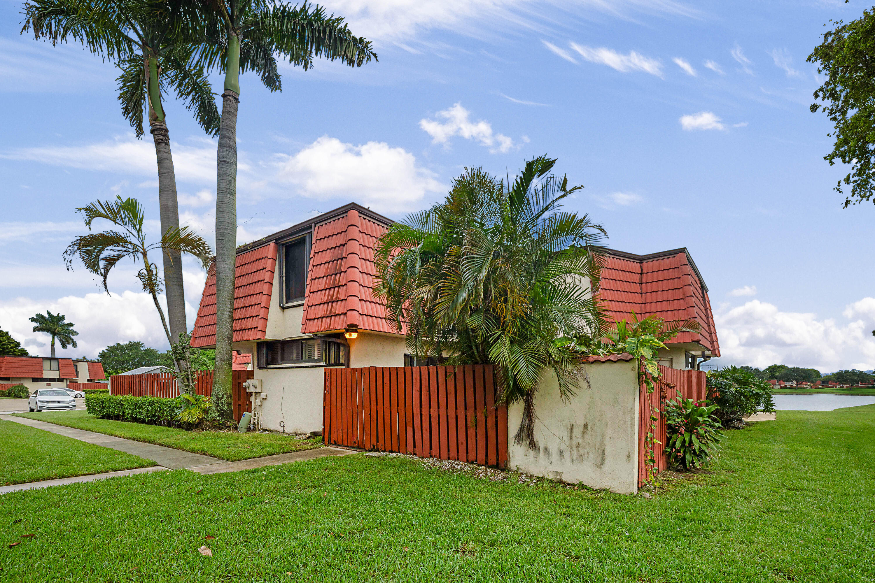 SOMERSET - Residential