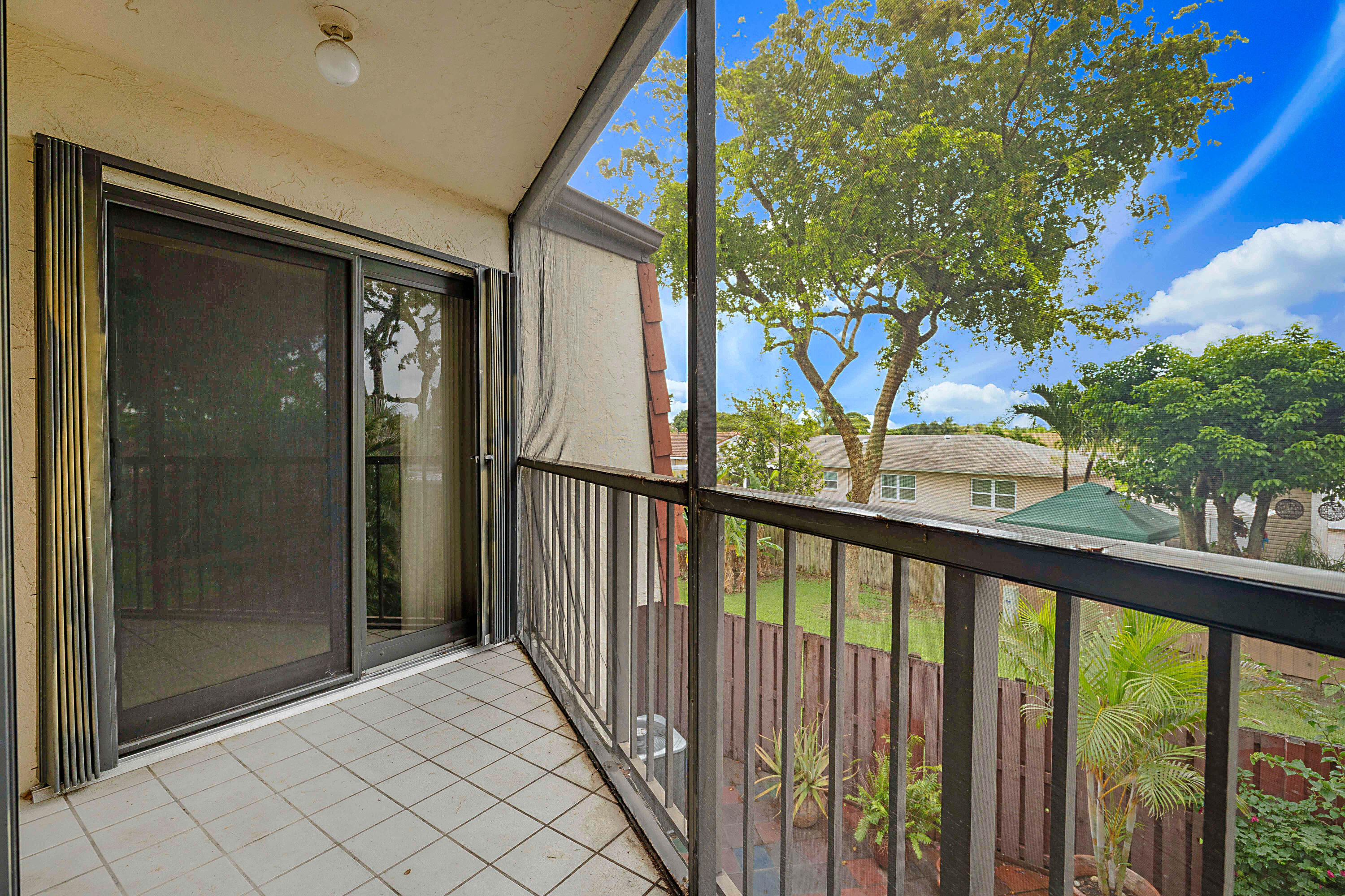 SOMERSET - Residential