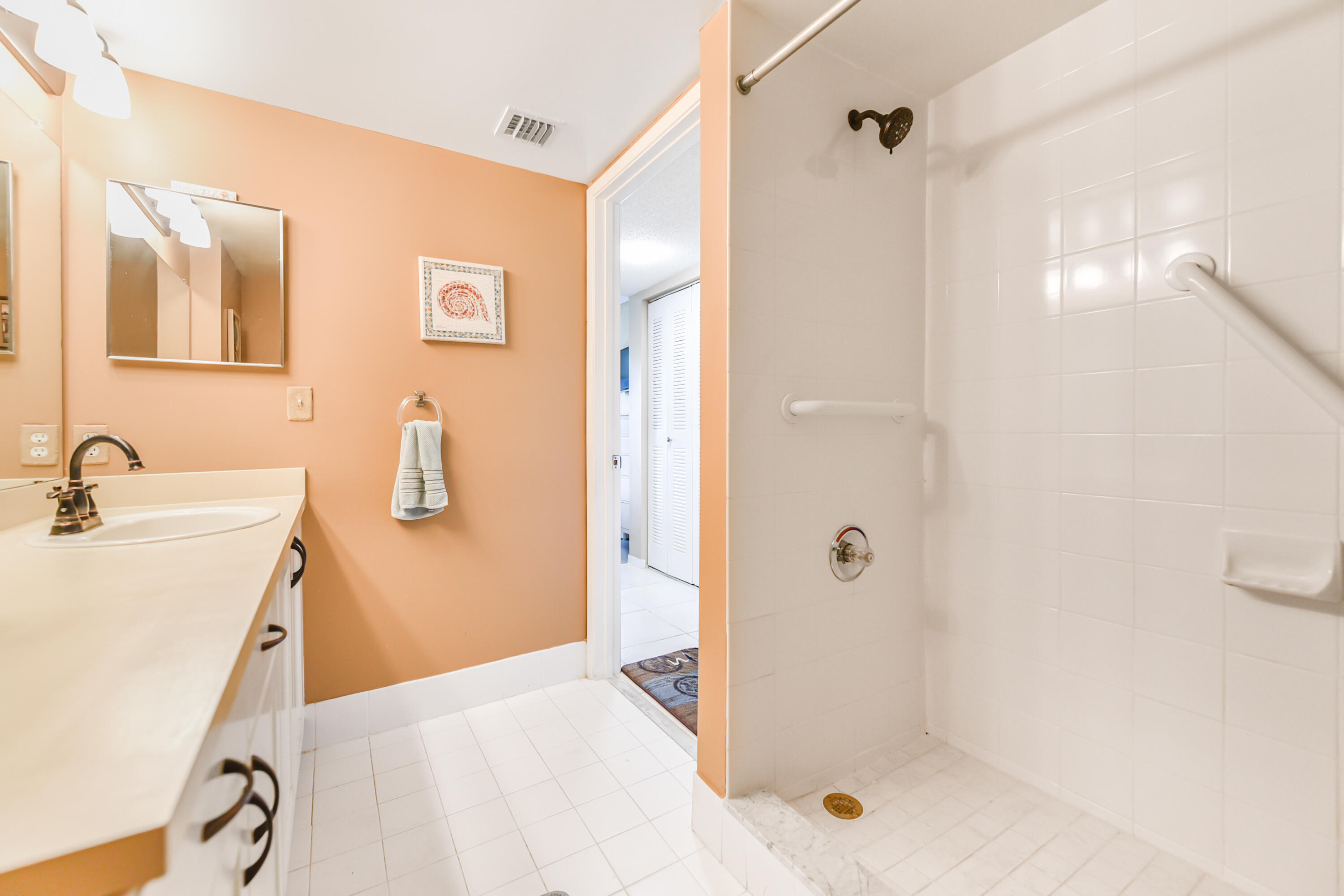 LAGUNA OF VERO BEACH - Residential
