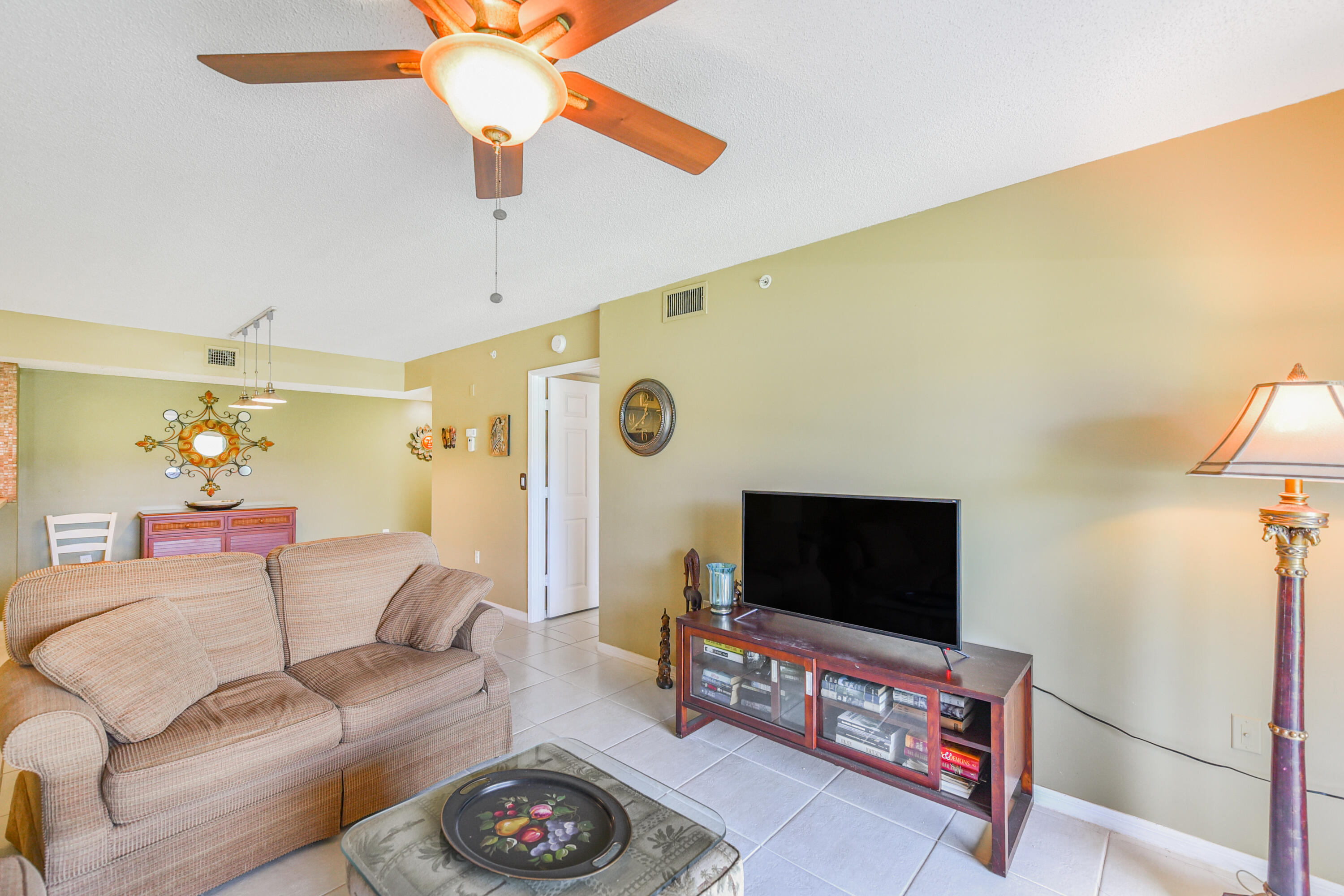 LAGUNA OF VERO BEACH - Residential
