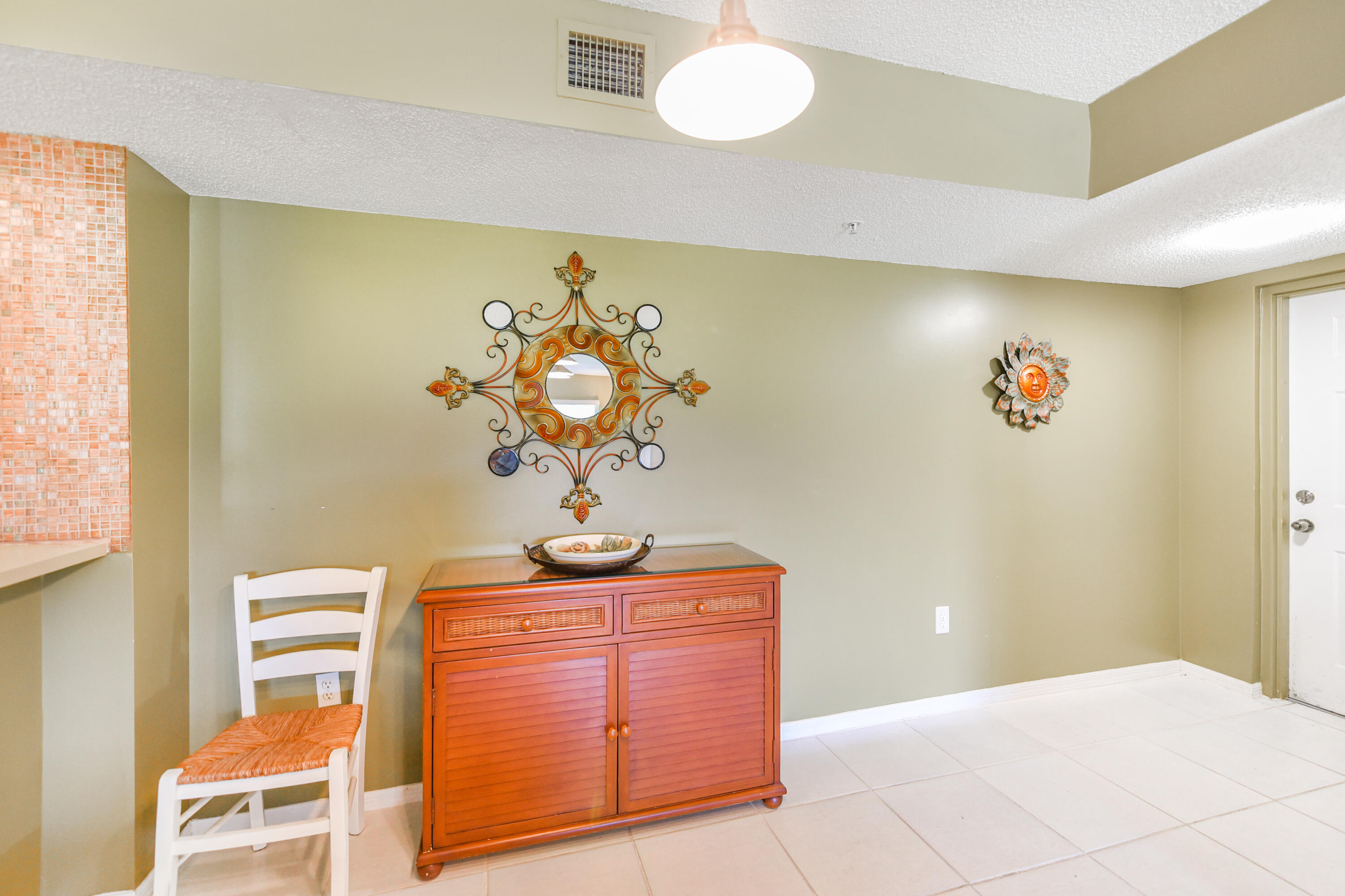 LAGUNA OF VERO BEACH - Residential