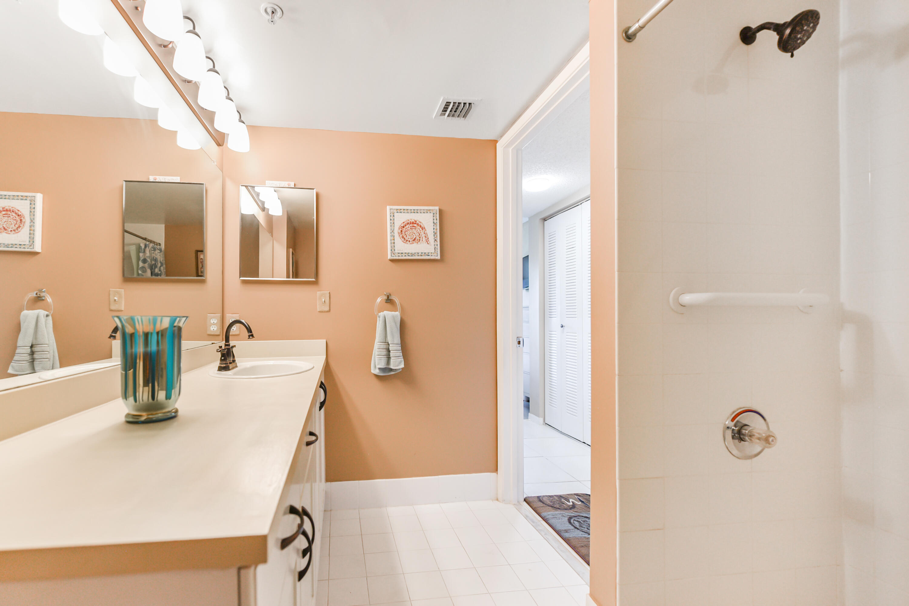 LAGUNA OF VERO BEACH - Residential