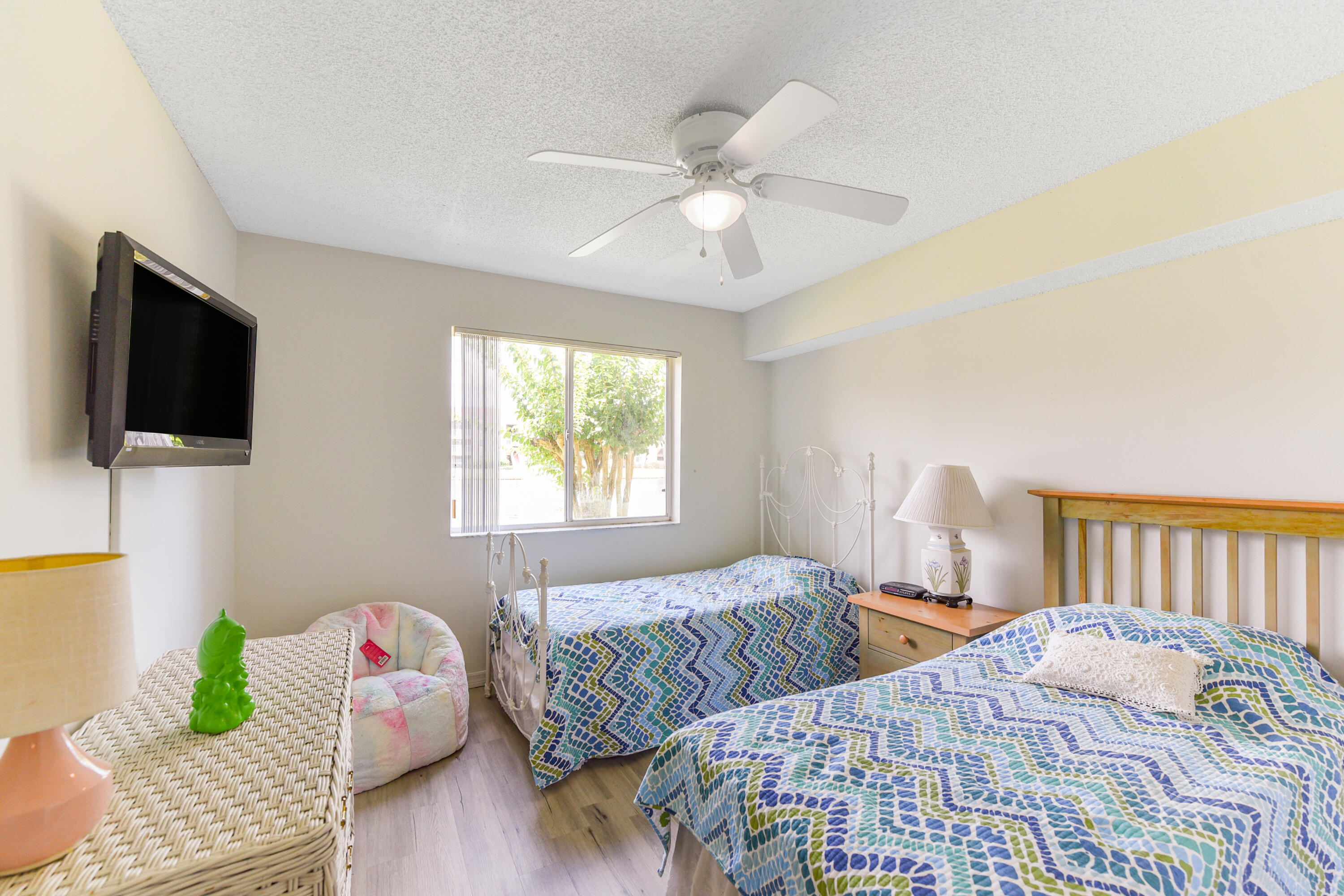 LAGUNA OF VERO BEACH - Residential
