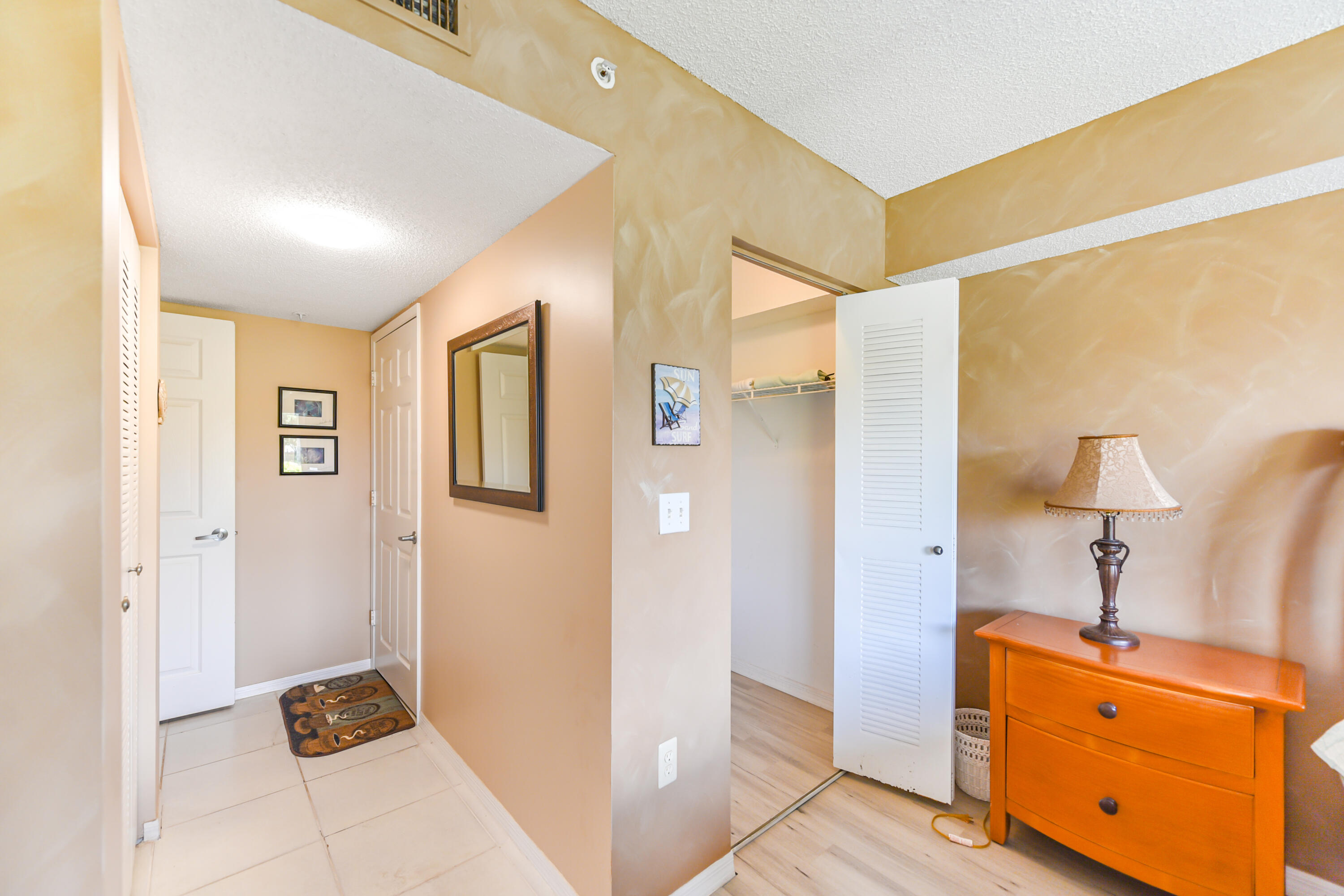 LAGUNA OF VERO BEACH - Residential