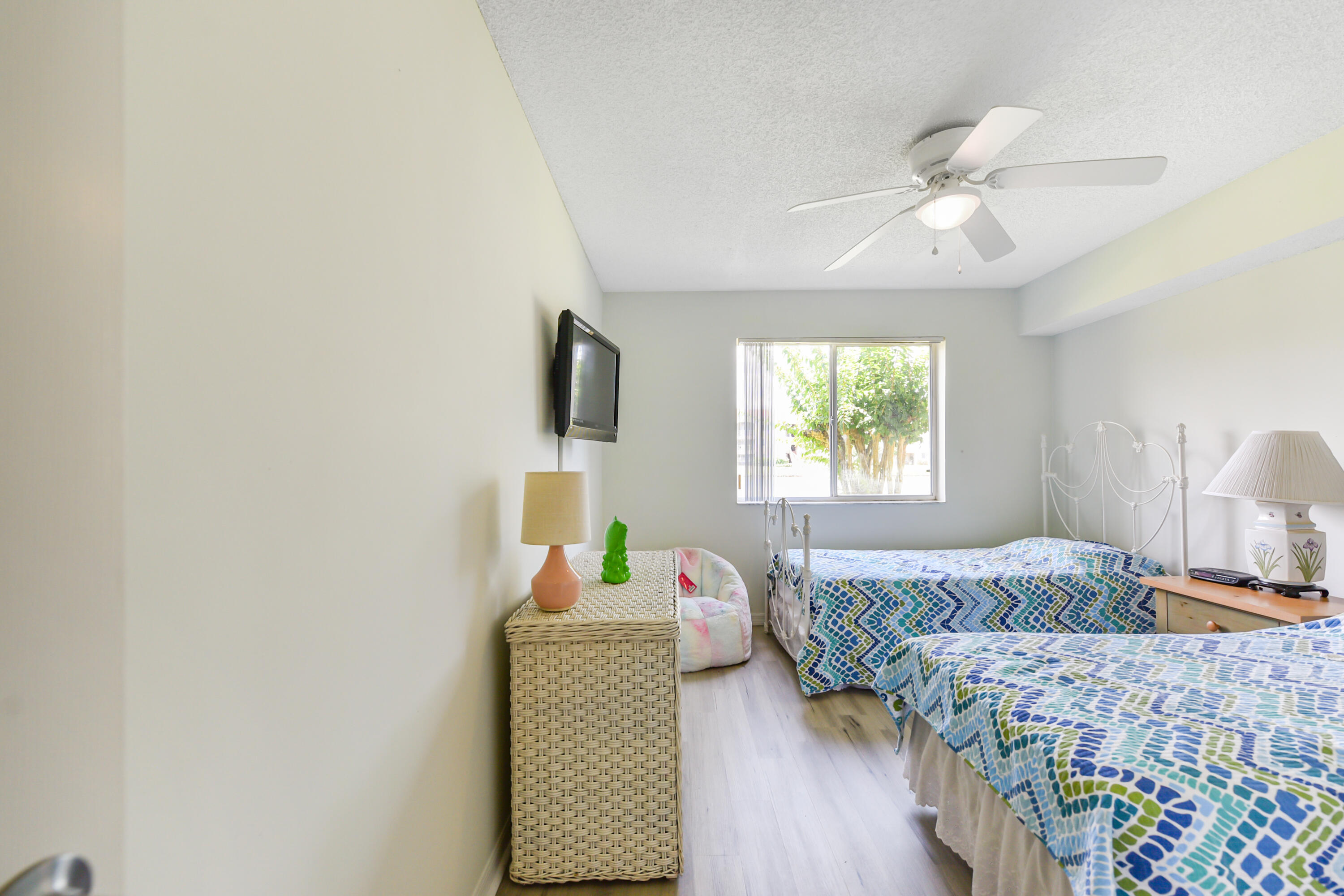 LAGUNA OF VERO BEACH - Residential