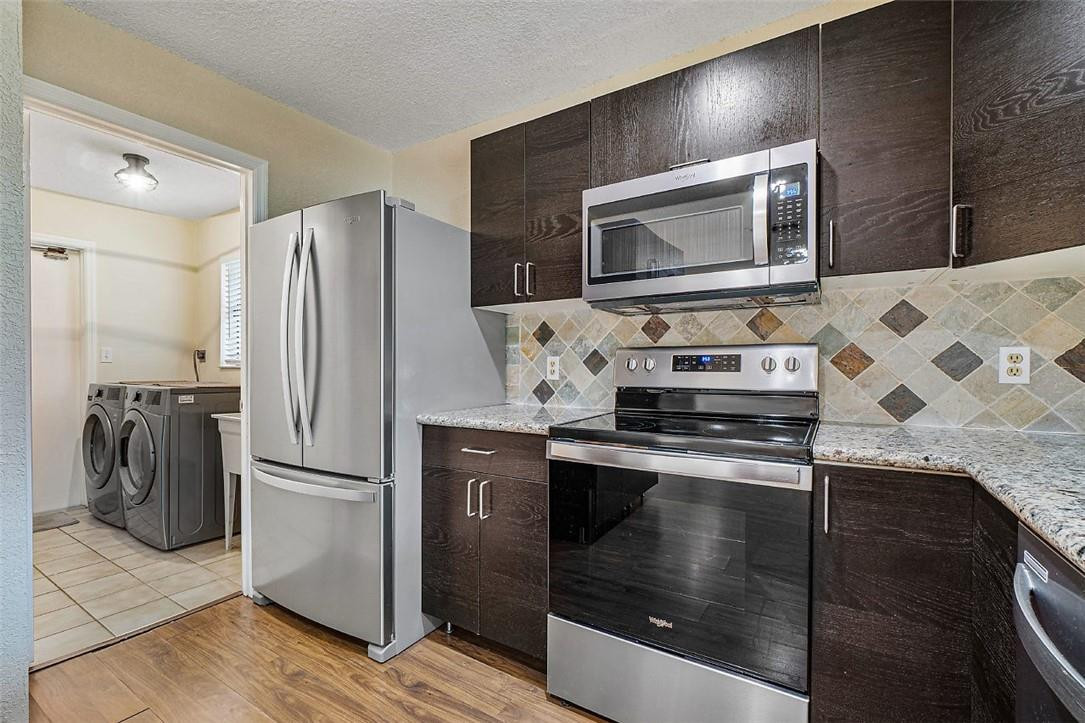 EASTRIDGE VILLAGE - Residential