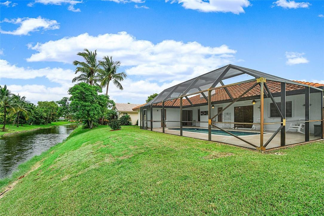 EASTRIDGE VILLAGE - Residential