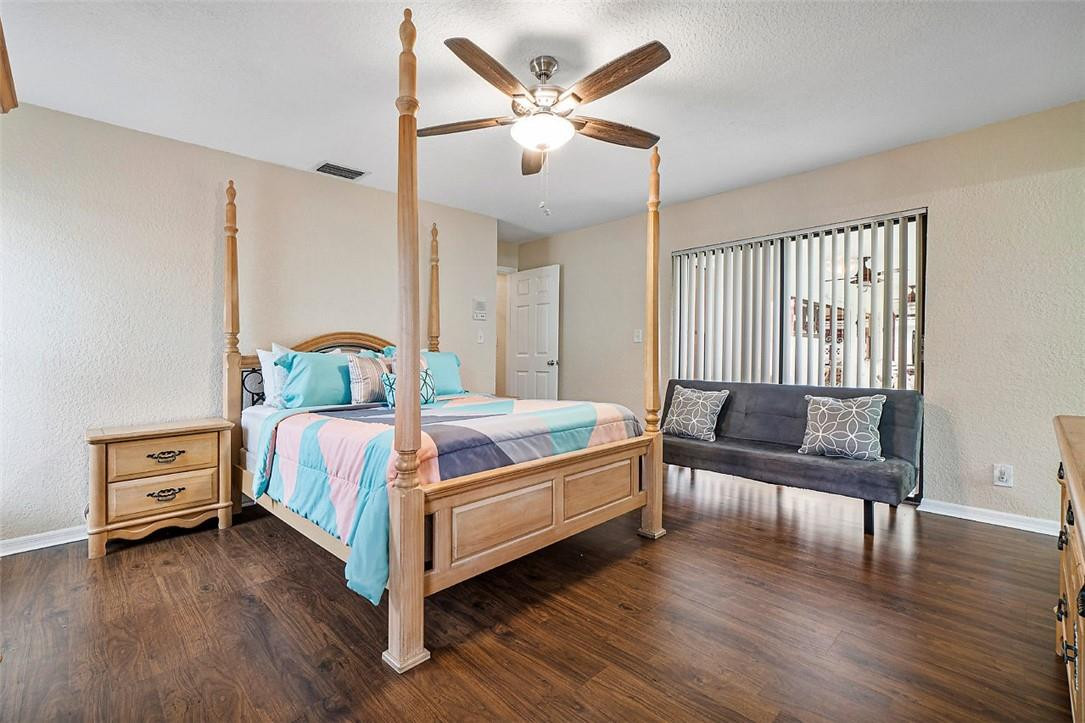 EASTRIDGE VILLAGE - Residential