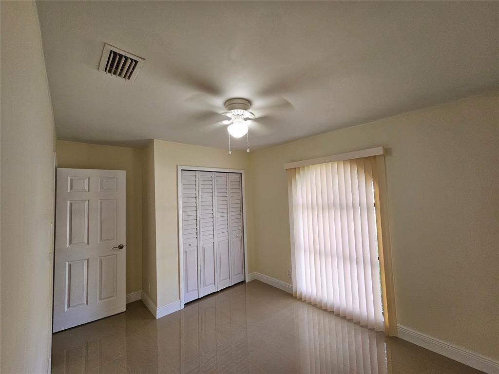 PORT ST LUCIE SECTION 39 - Residential Lease