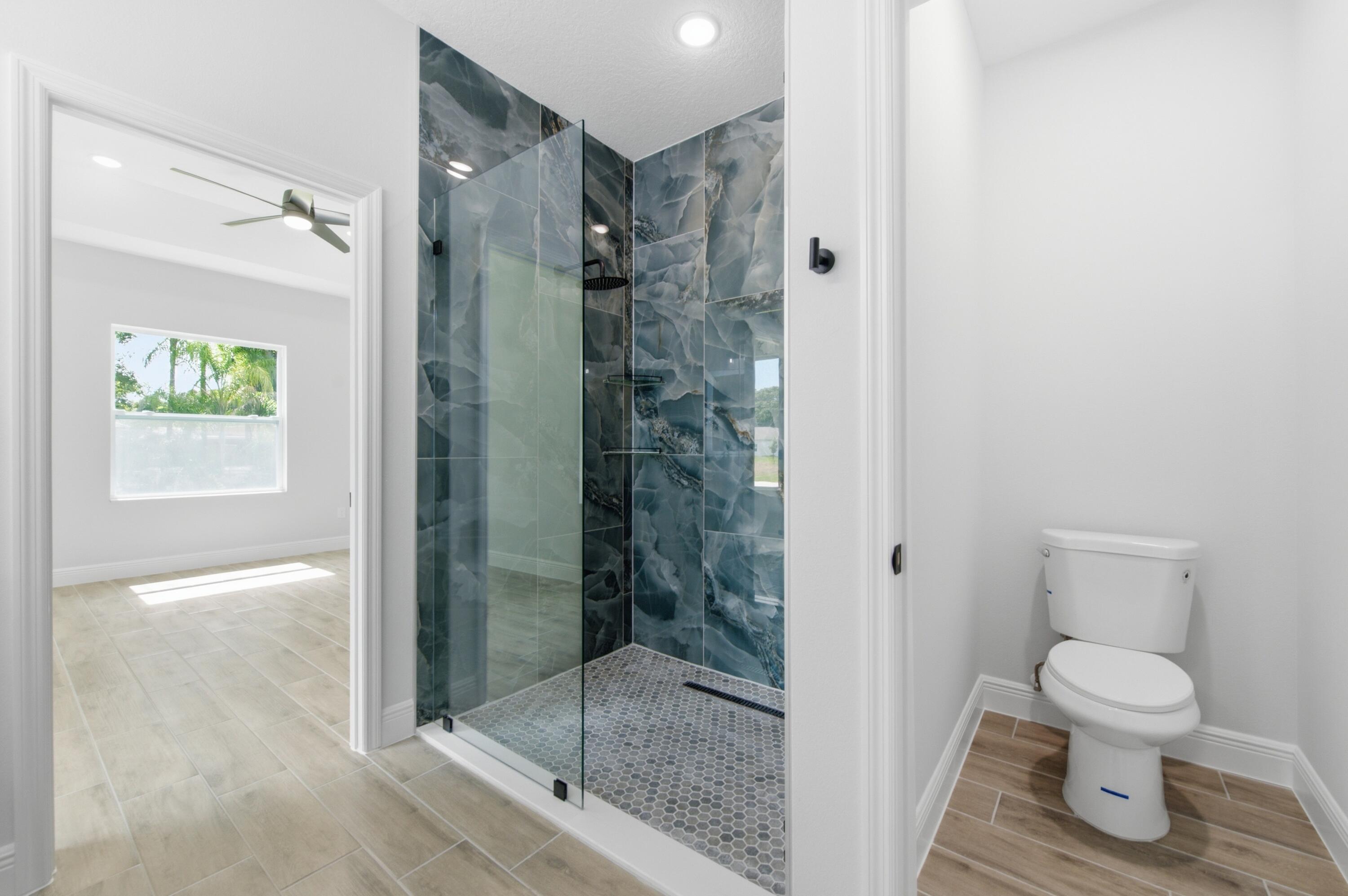 VERO LAKE ESTATES UNIT A - Residential