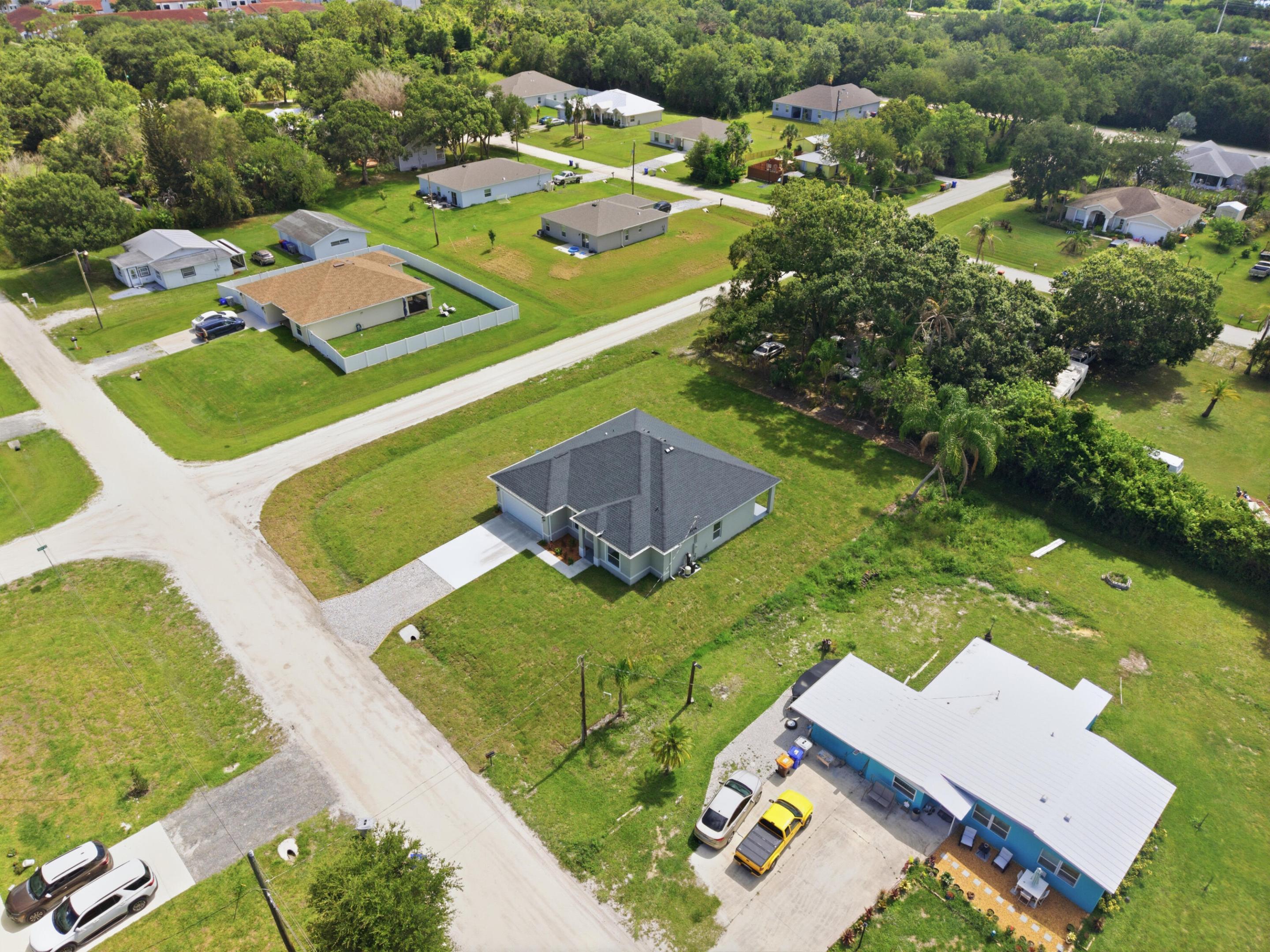 VERO LAKE ESTATES UNIT A - Residential