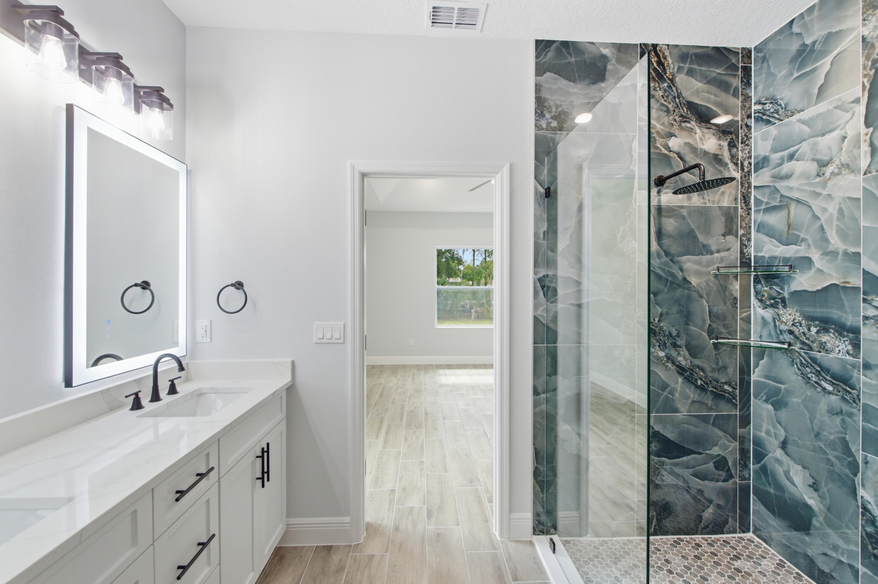 VERO LAKE ESTATES UNIT A - Residential