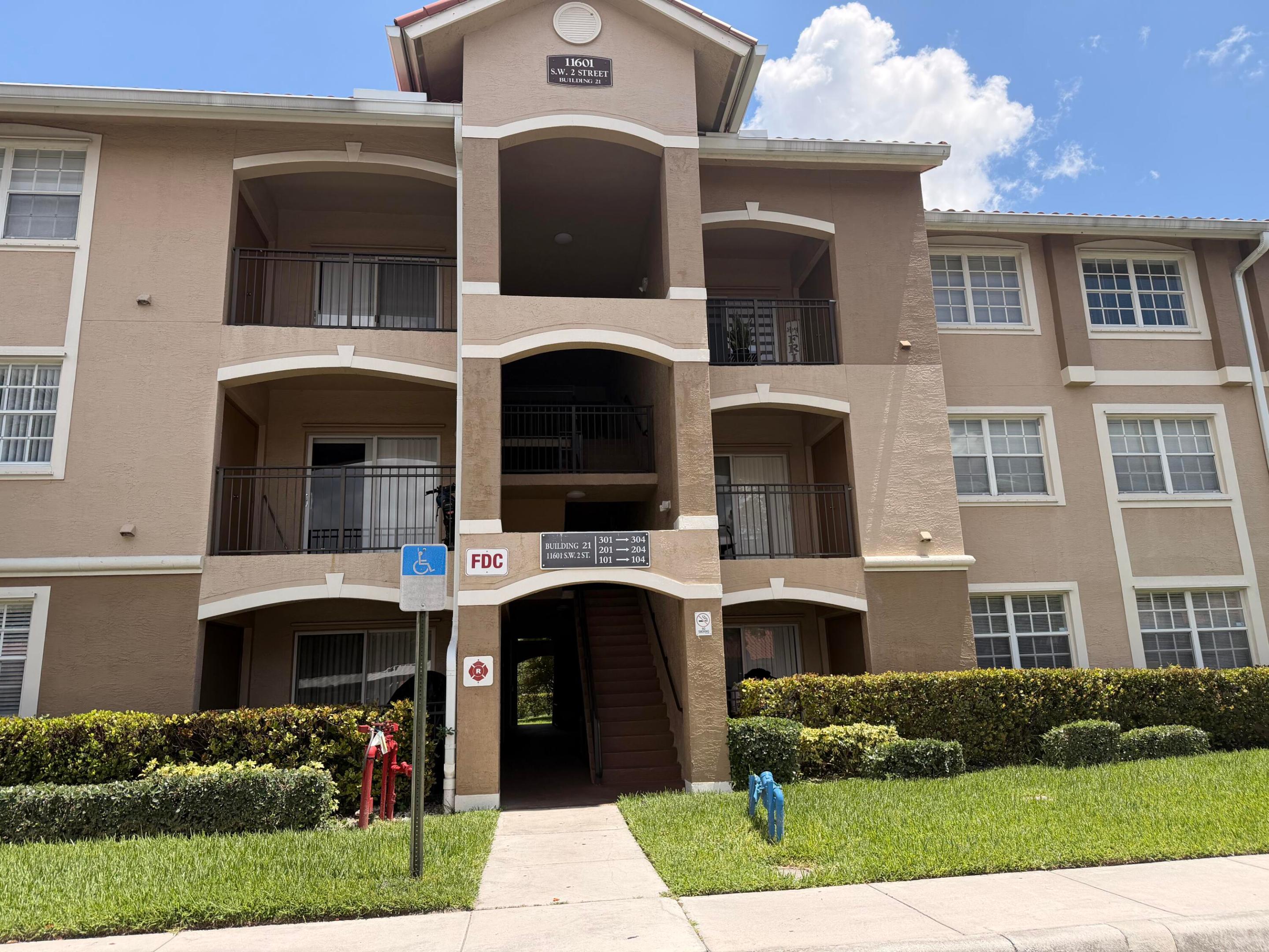MARQUESA CONDO - Residential Lease