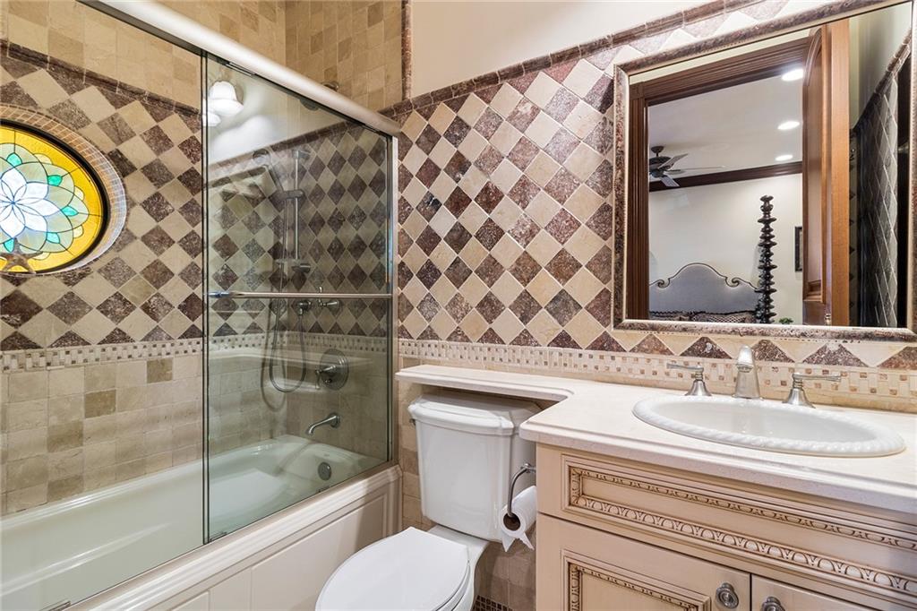 RIO VISTA ISLES - Residential