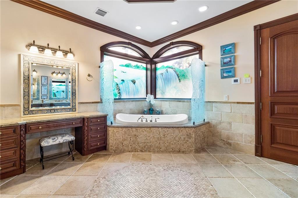 RIO VISTA ISLES - Residential