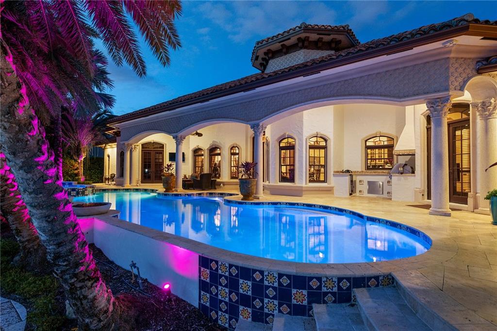 RIO VISTA ISLES - Residential