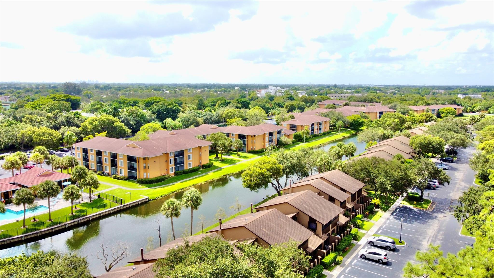 BONAIRE VILLAGE AT WOODMONT 1 - Residential