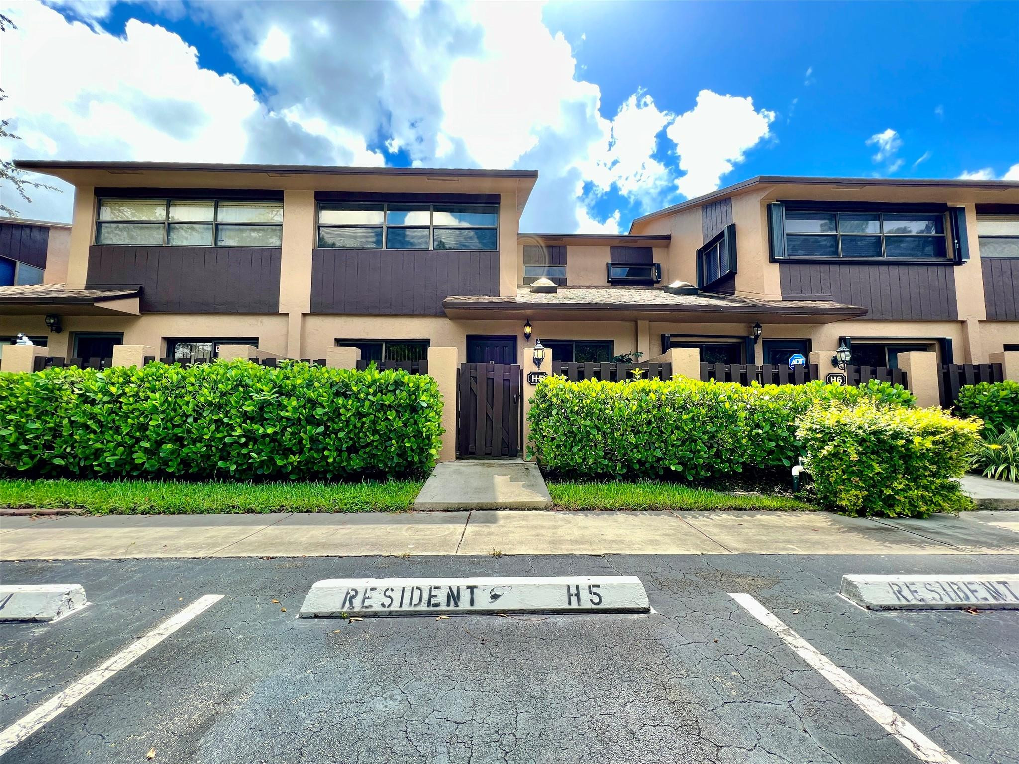 BONAIRE VILLAGE AT WOODMONT 1 - Residential