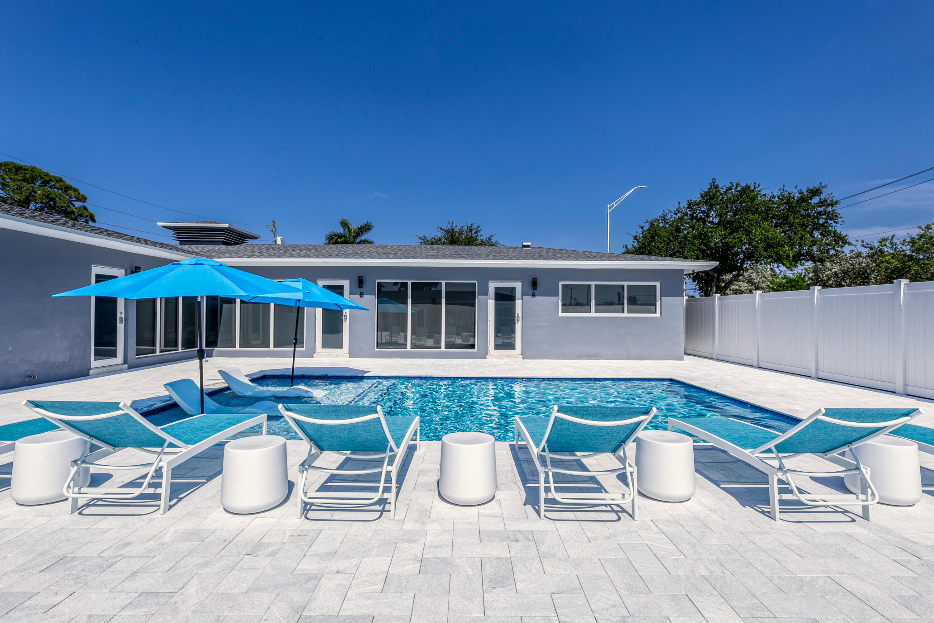 CORAL GARDENS - Residential Income