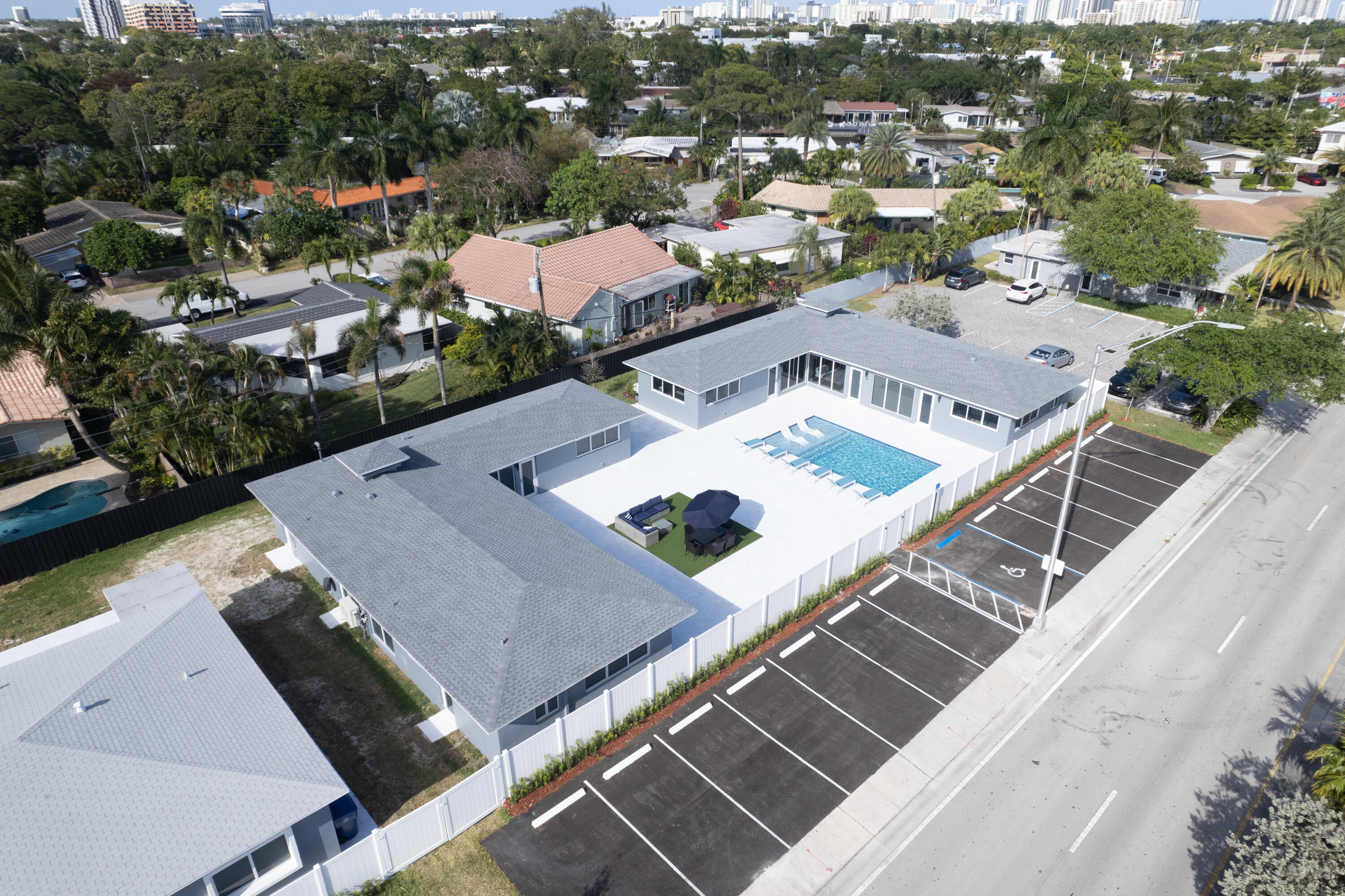 CORAL GARDENS - Residential Income