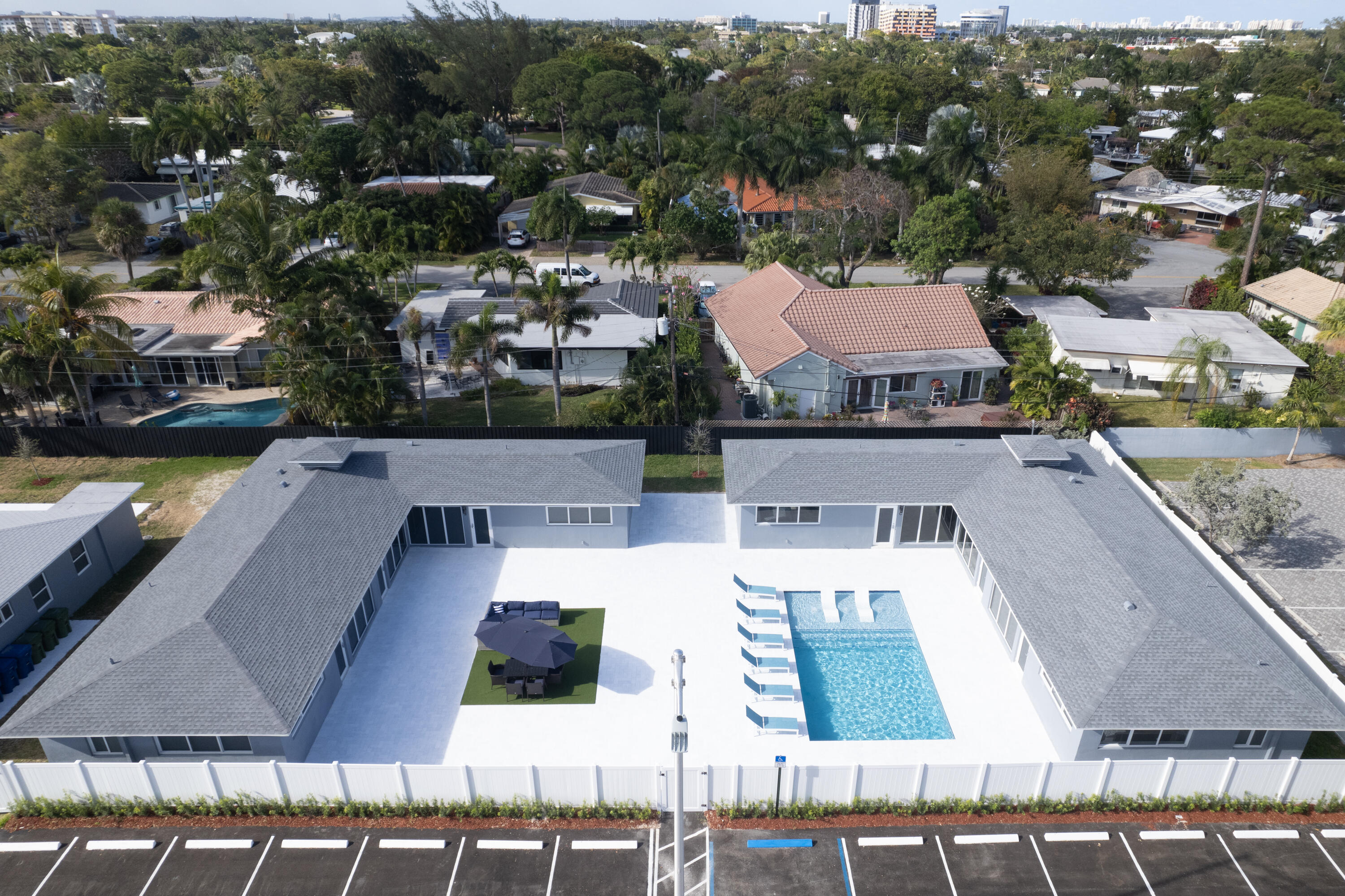 CORAL GARDENS - Residential Income