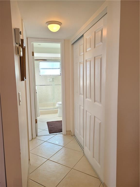 LAUDERDALE OAKS - Residential