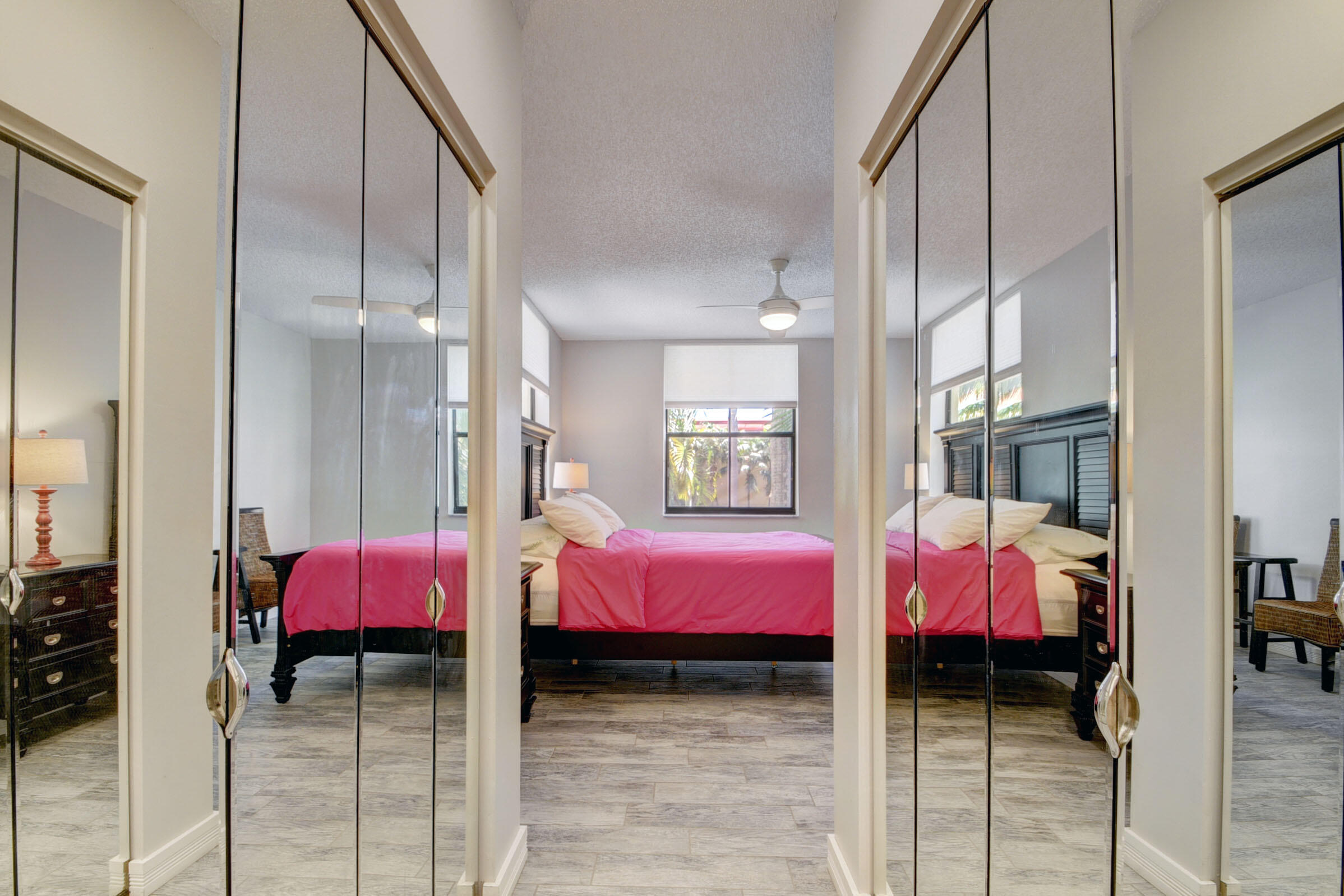 COURTYARDS IN CITYPLACE CONDO - Residential