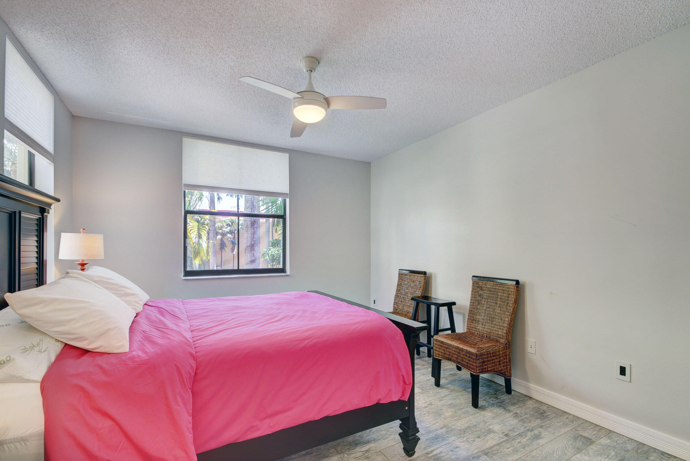 COURTYARDS IN CITYPLACE CONDO - Residential