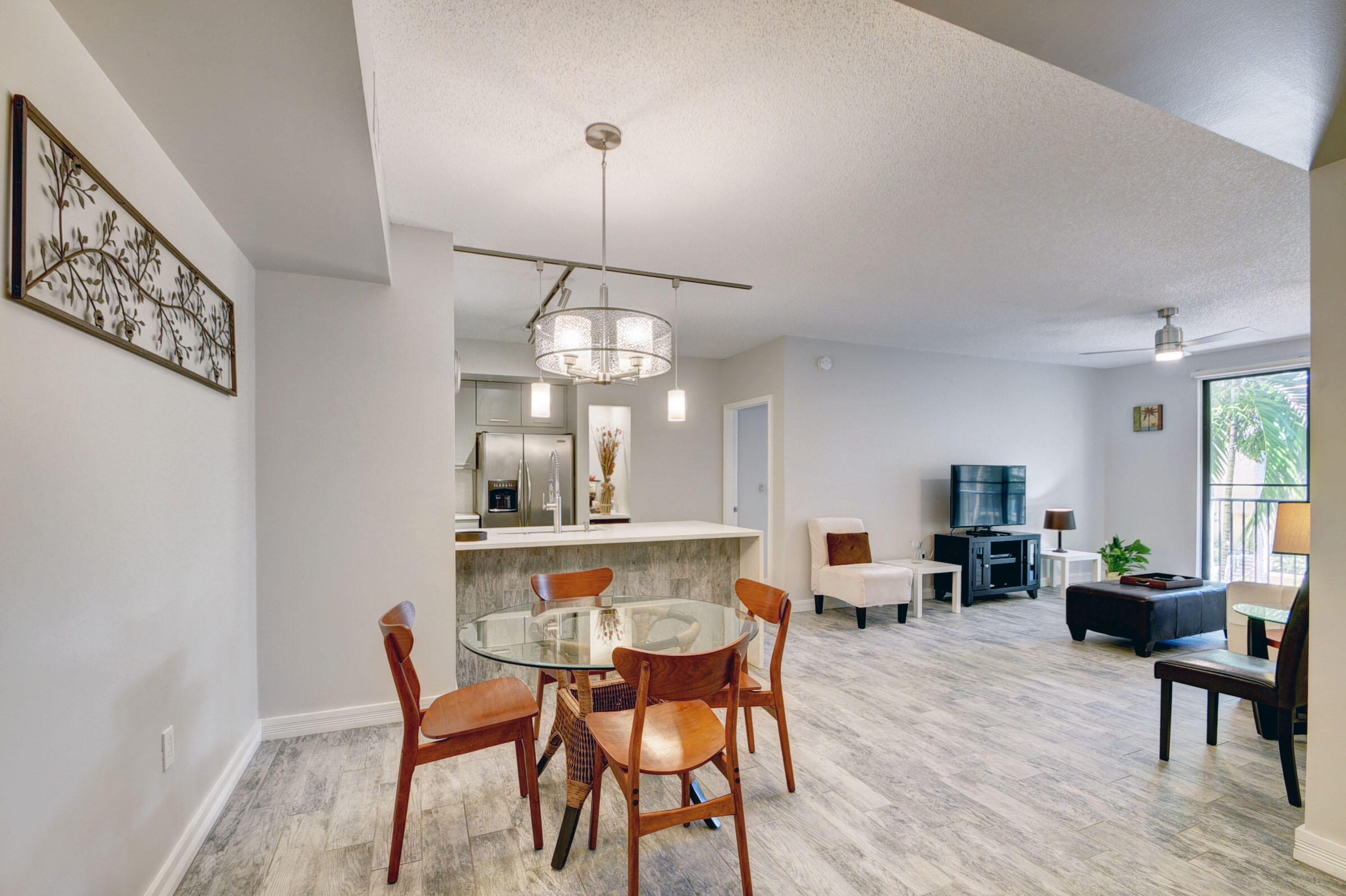 COURTYARDS IN CITYPLACE CONDO - Residential