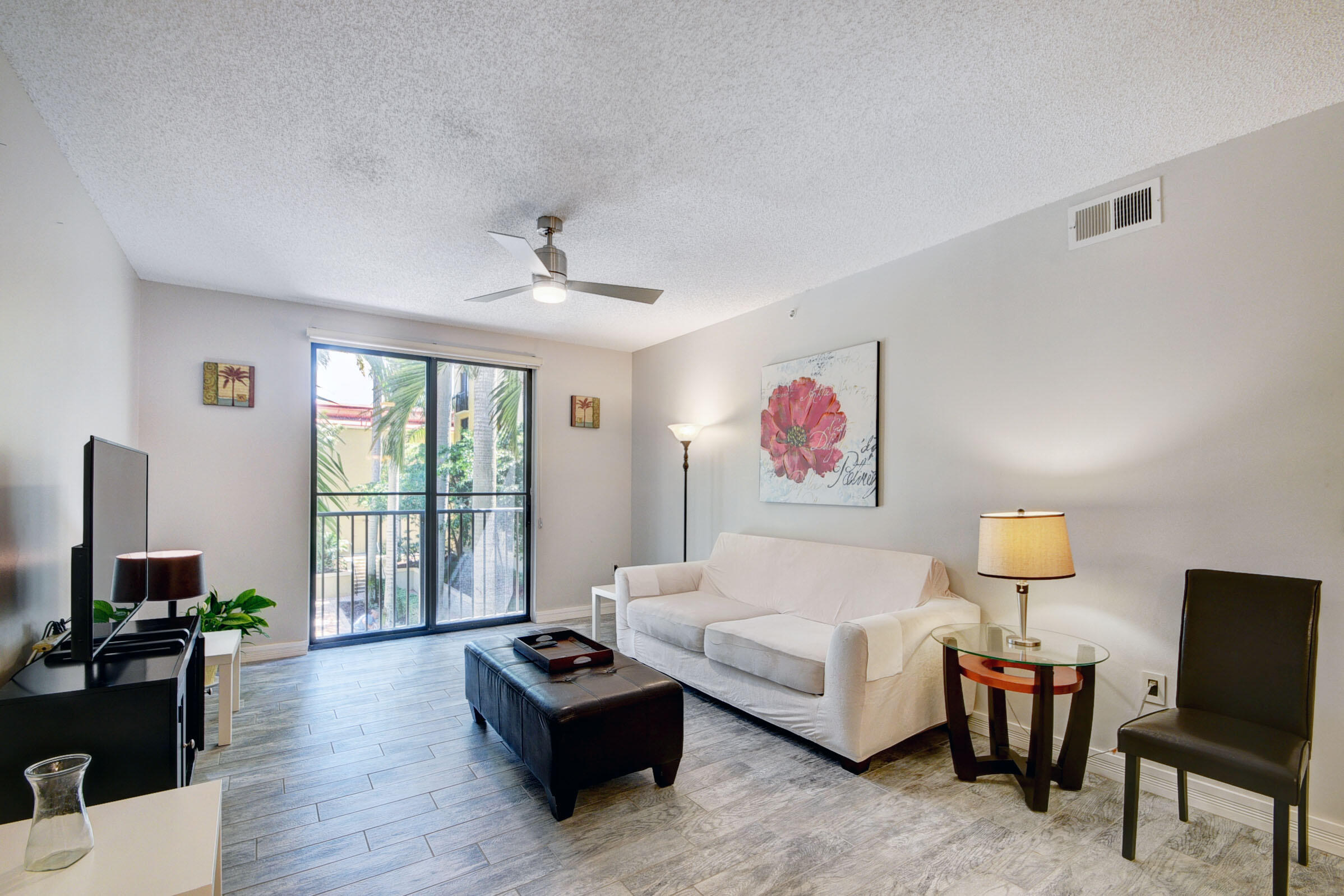 COURTYARDS IN CITYPLACE CONDO - Residential