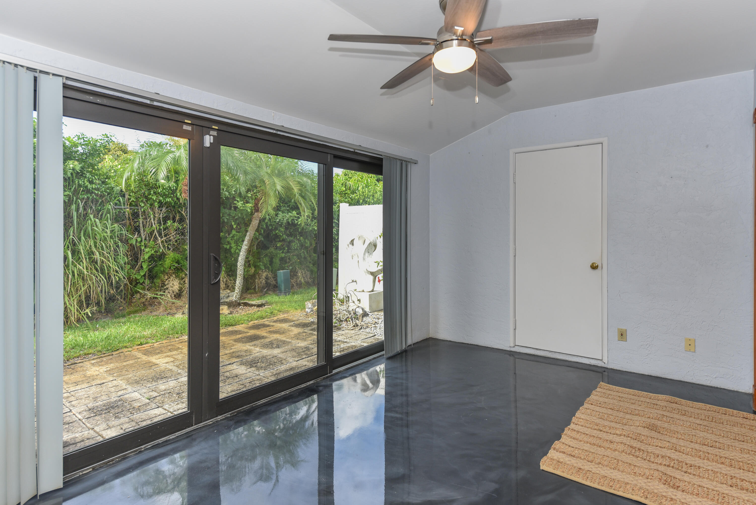 ARBOURS OF THE PALM BEACHES - Residential