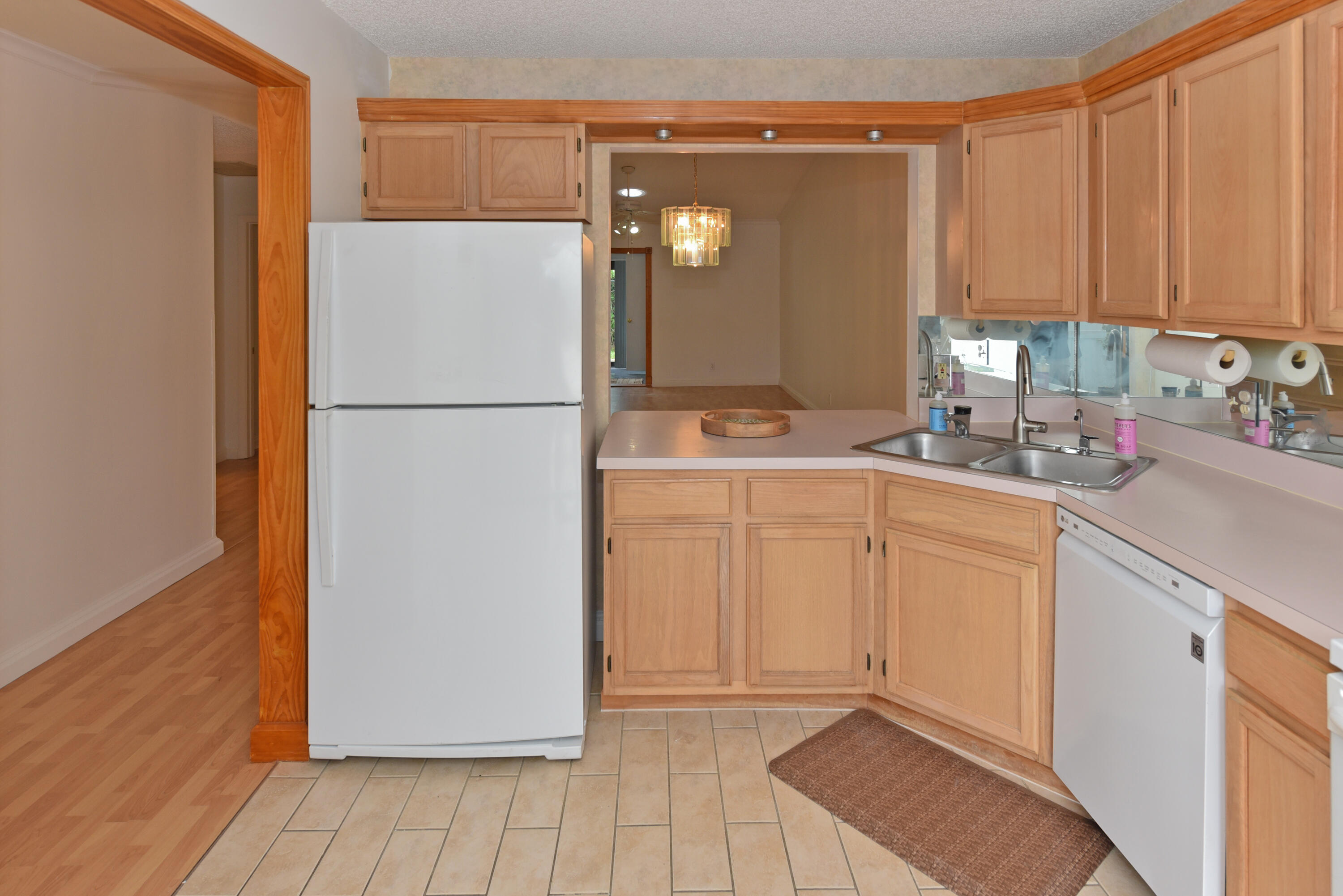 ARBOURS OF THE PALM BEACHES - Residential
