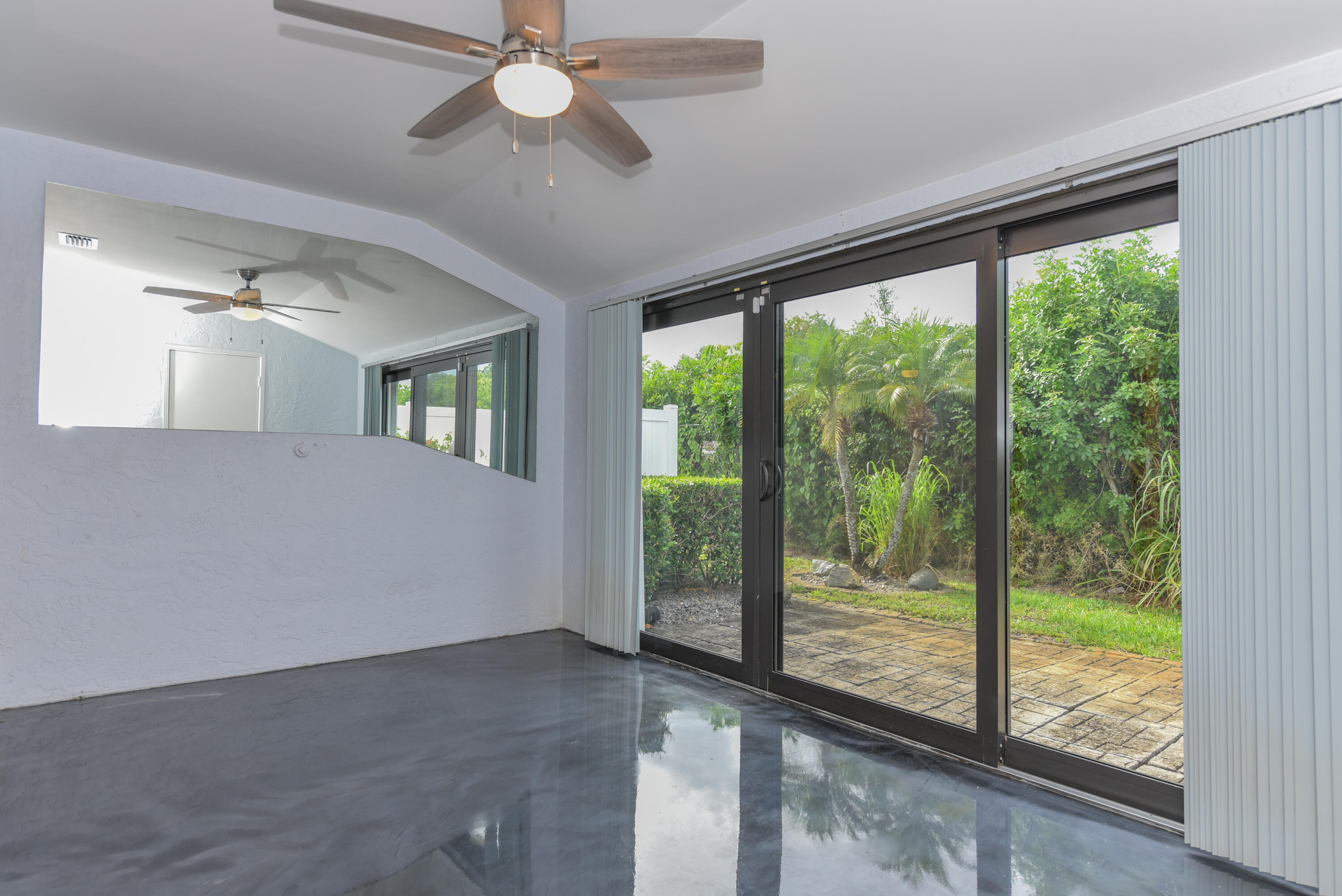 ARBOURS OF THE PALM BEACHES - Residential