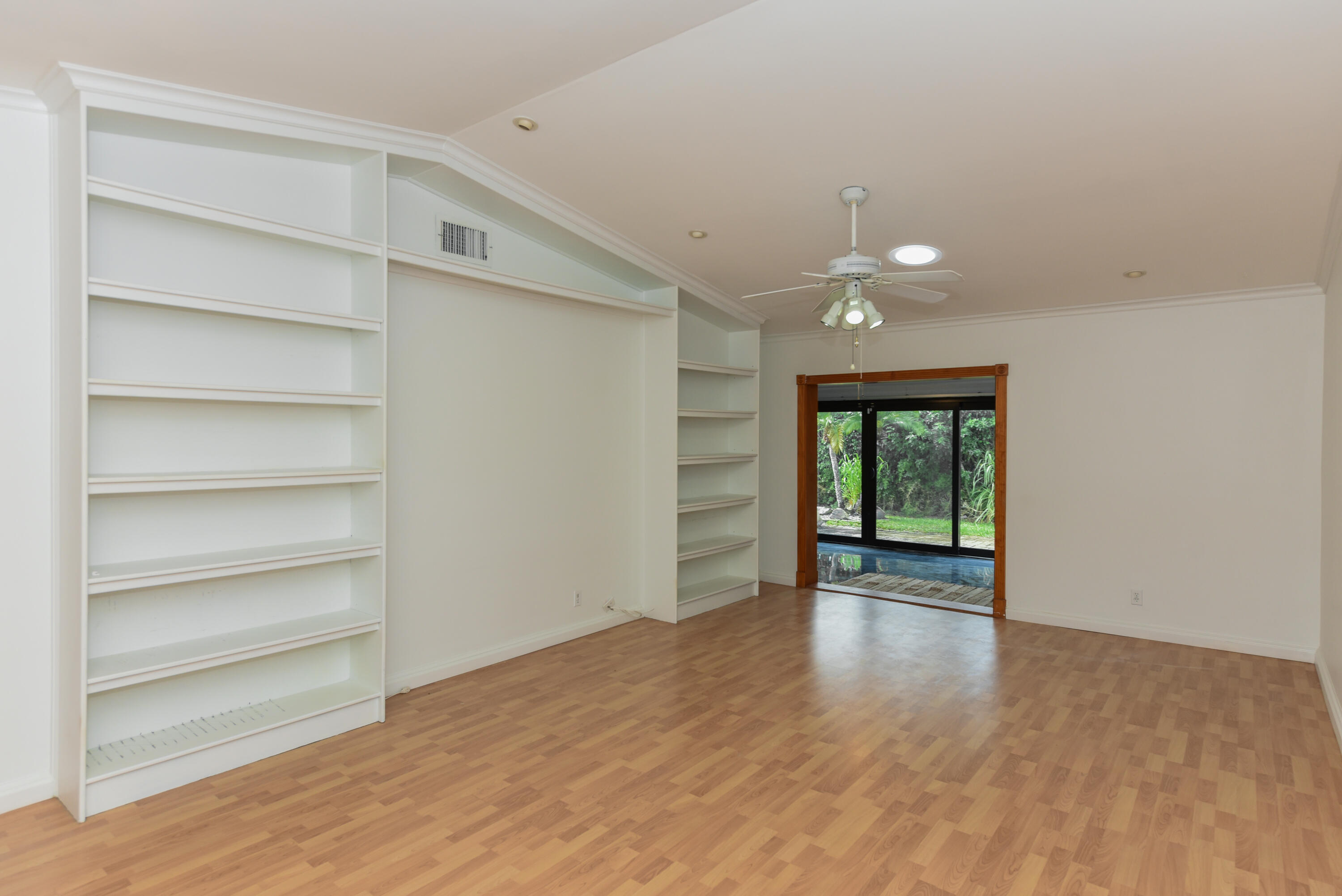 ARBOURS OF THE PALM BEACHES - Residential
