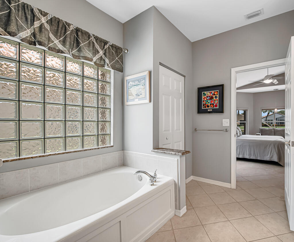 Venetian Isles - Residential