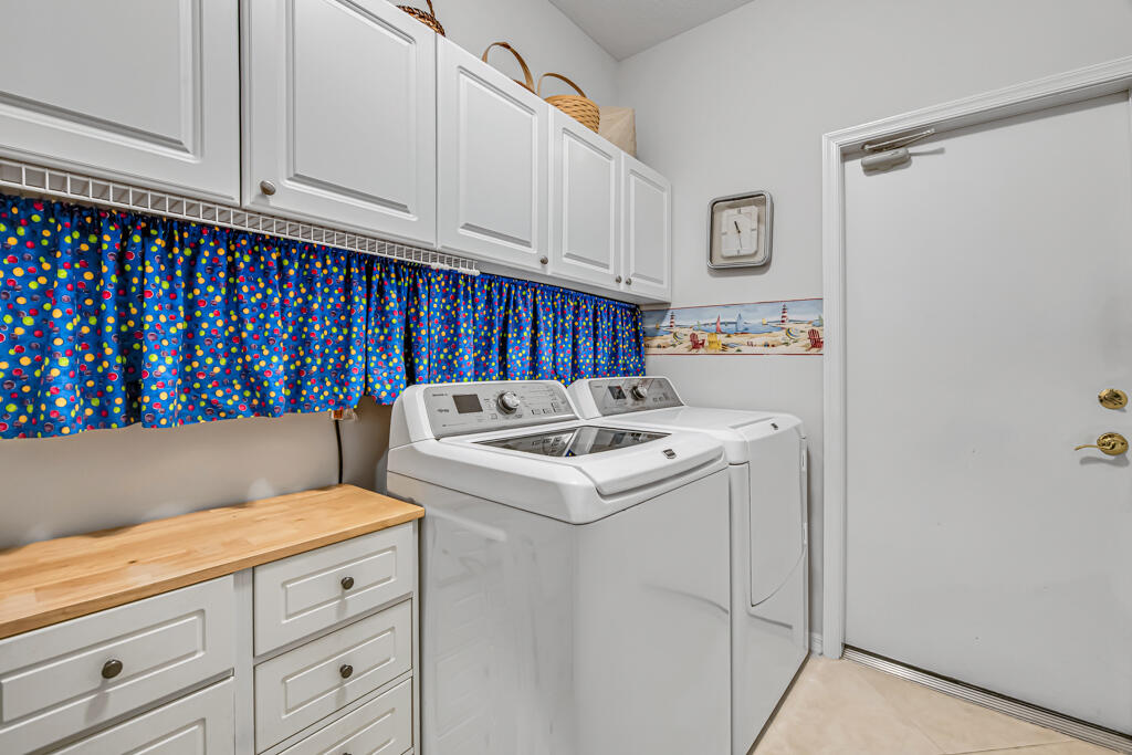 Venetian Isles - Residential