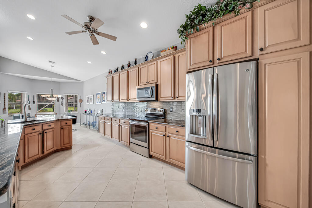 Venetian Isles - Residential