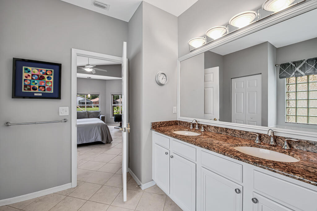 Venetian Isles - Residential
