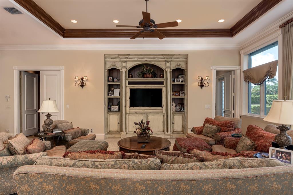 SANTA BARBARA SHORES - Residential