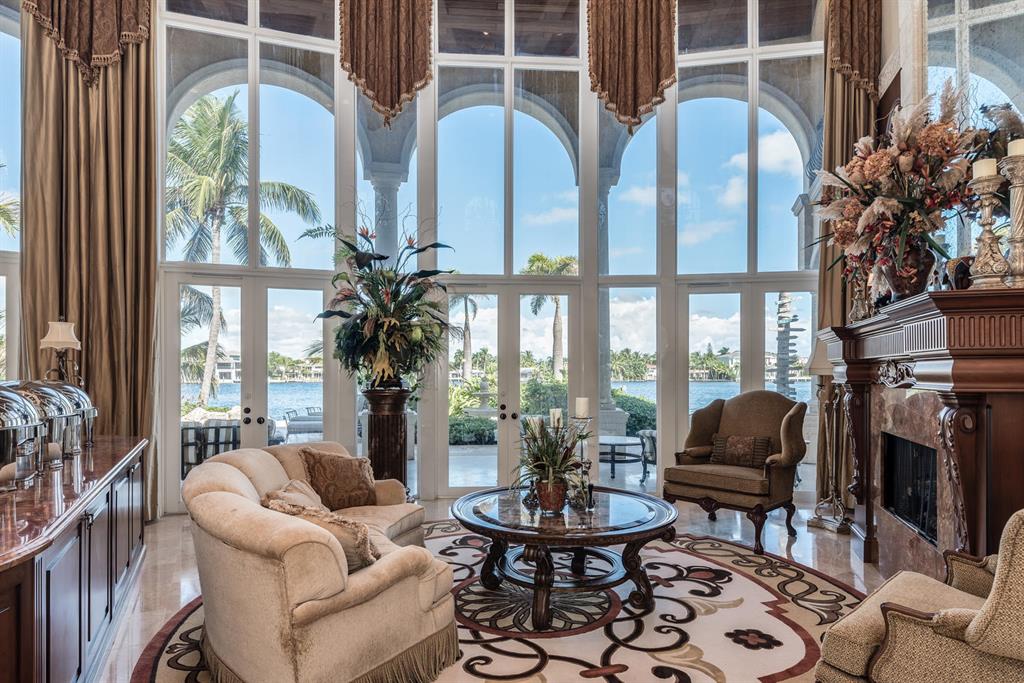 SANTA BARBARA SHORES - Residential